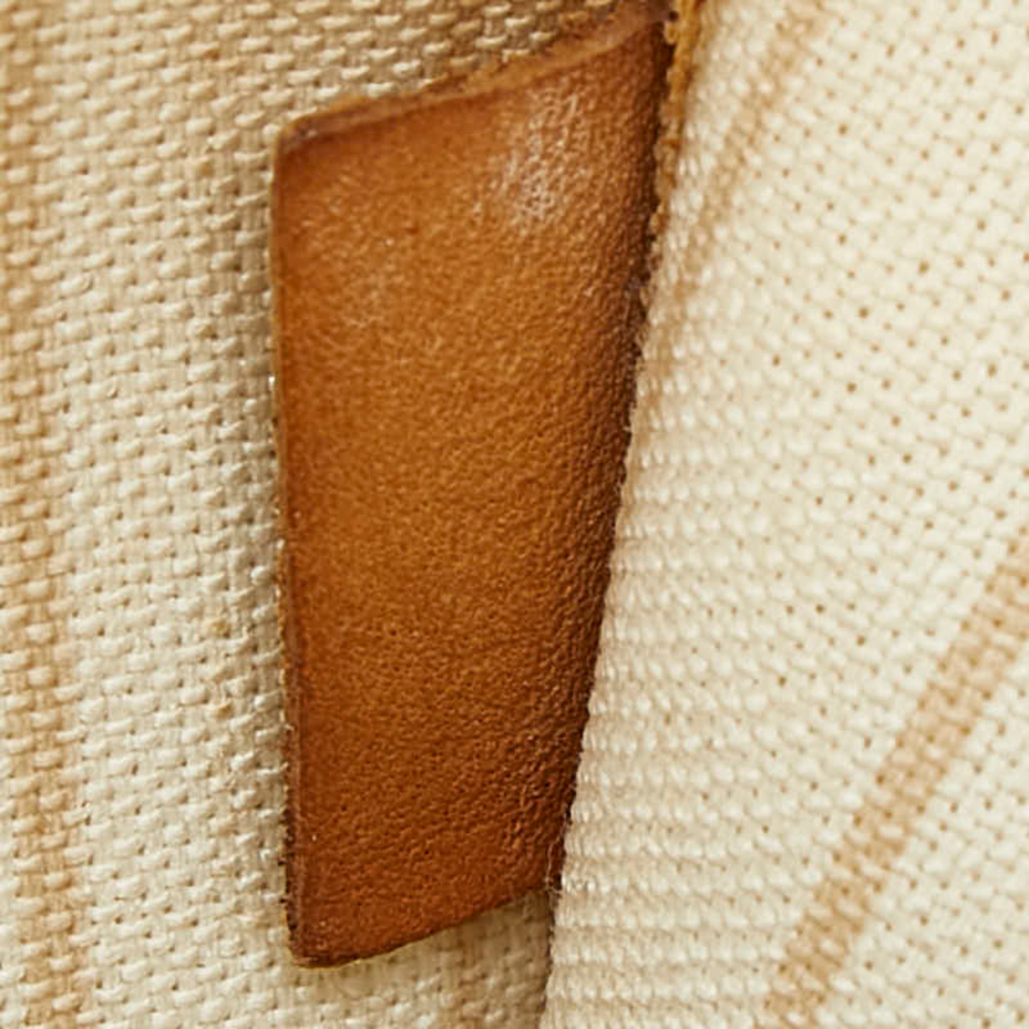 Louis Vuitton White Pvc Leather Pouch (Pre-Owned)