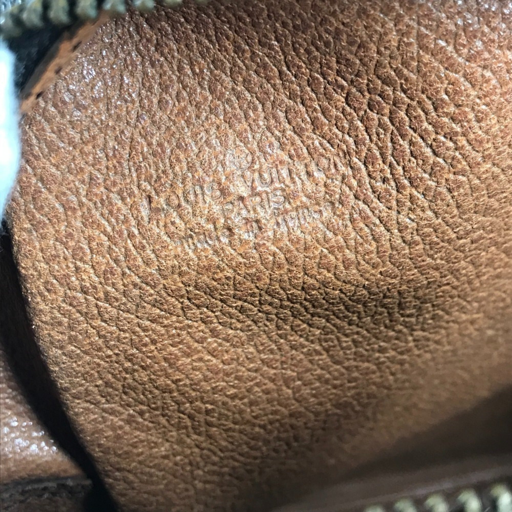 Louis Vuitton Brown Monogram Canvas Pochette Shoulder Bag (Pre-Owned)