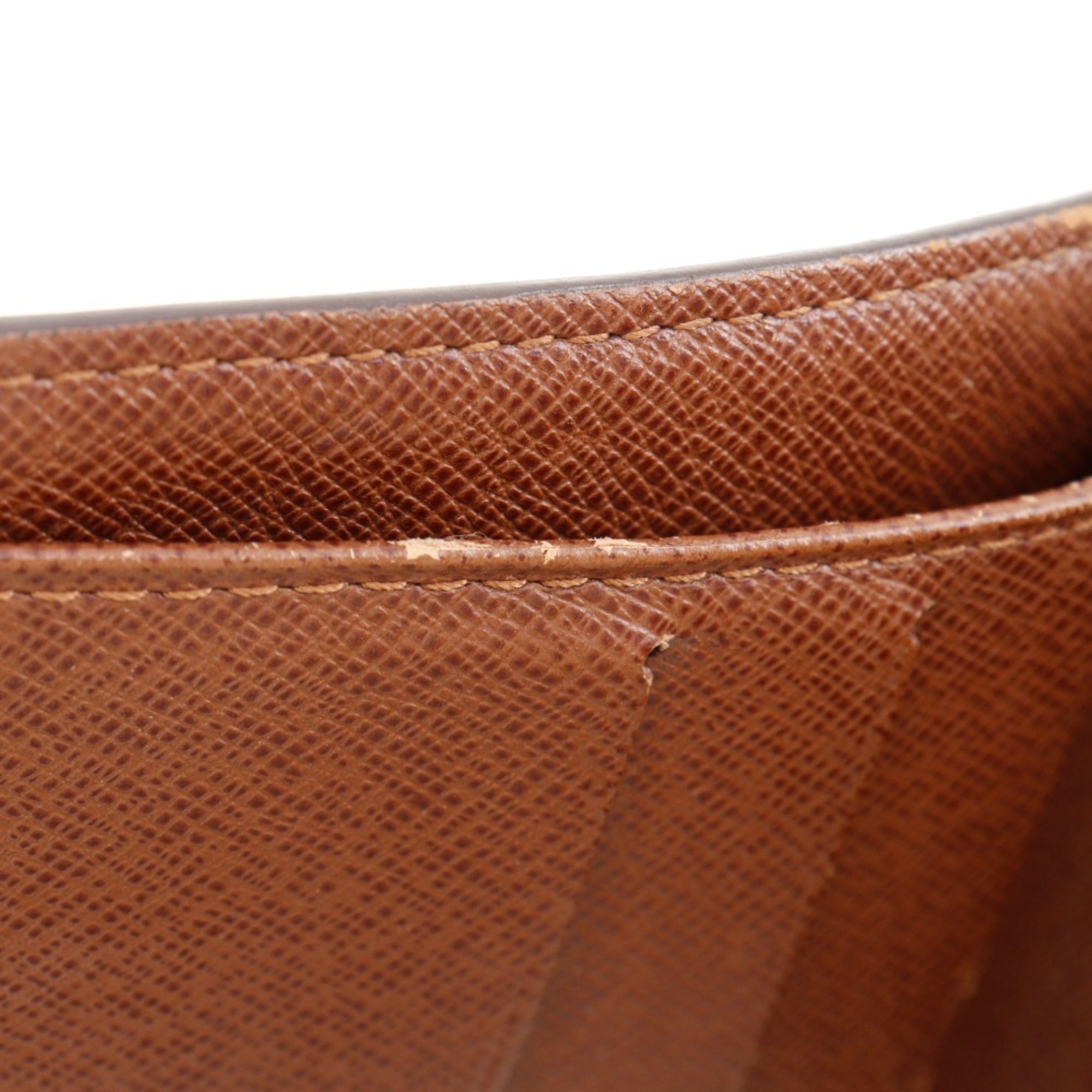 Louis Vuitton Brown Monogram Monogram Wallet (Bi-Fold) (Pre-Owned)