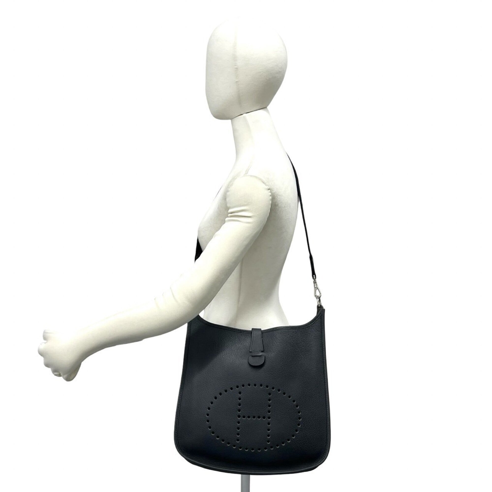 Hermes Gray Fjord Leather Shoulder Bag (Pre-Owned)