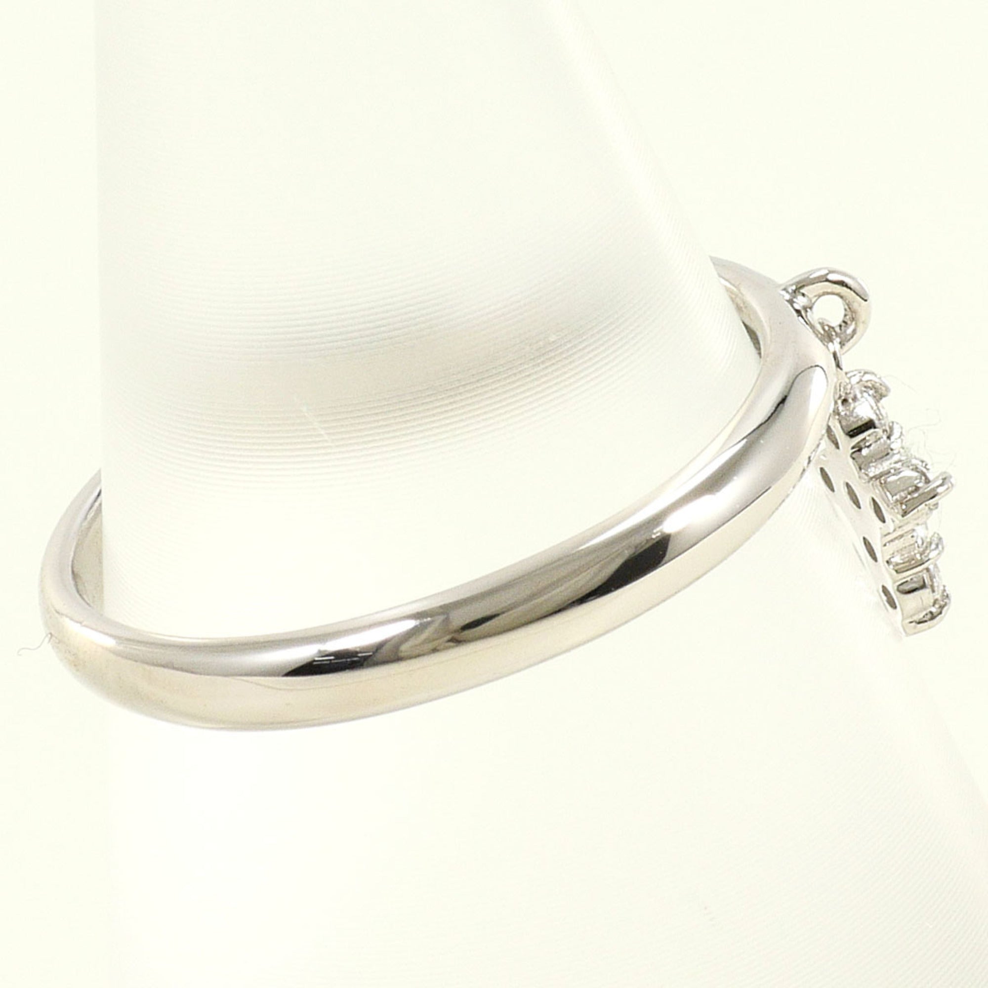 Unbranded White Gold White Gold (18K) Band Ring (Pre-Owned)