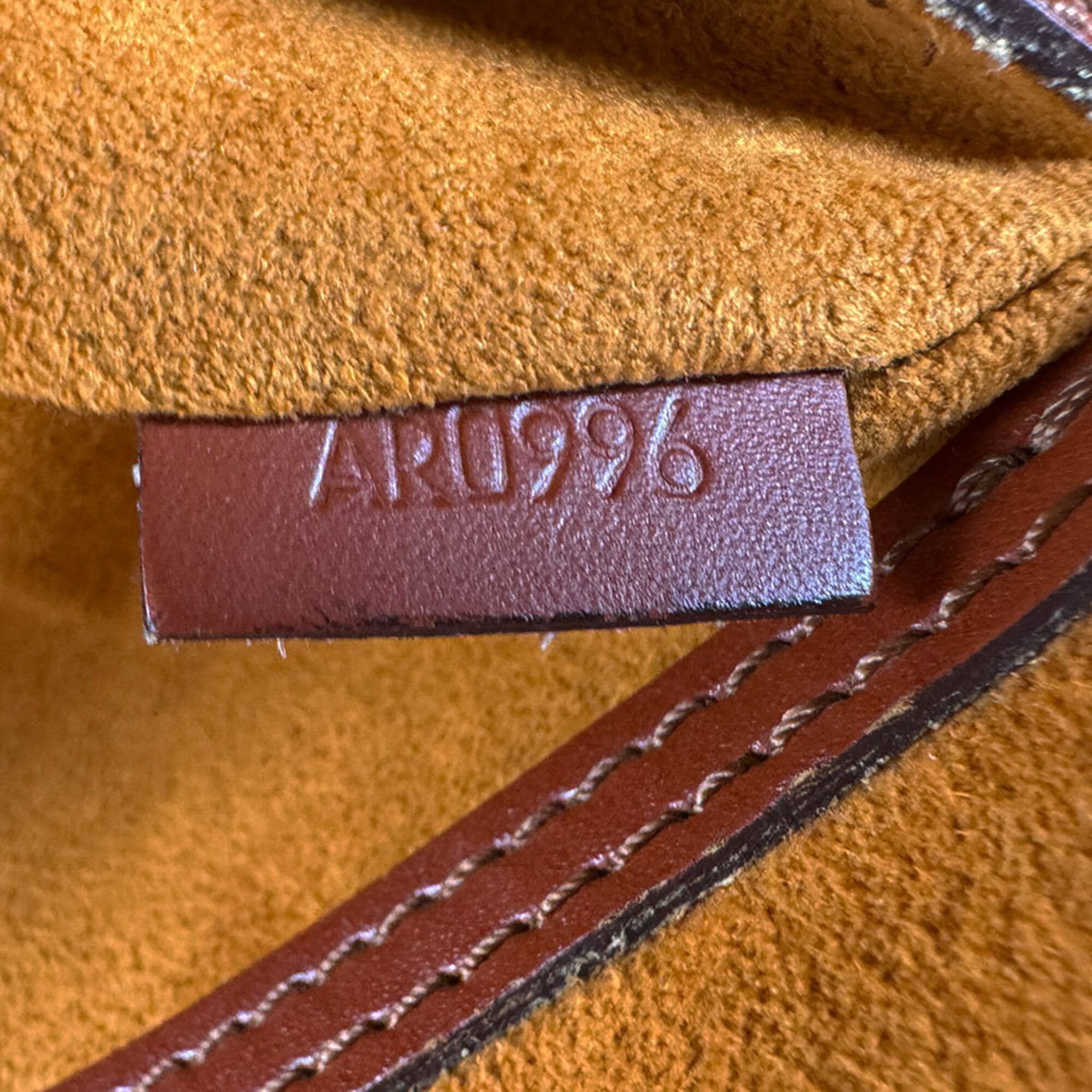 Louis Vuitton Brown Kenyan Brown Epi Leather Handbag (Pre-Owned)