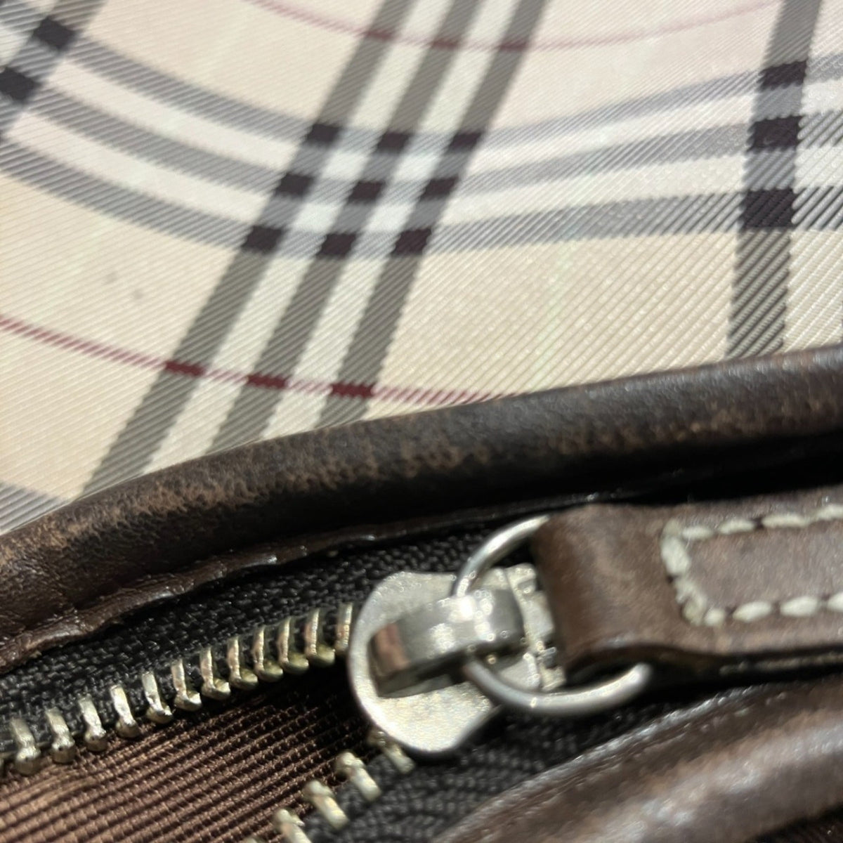 Burberry Brown Canvas Leather Shoulder Bag (Pre-Owned)