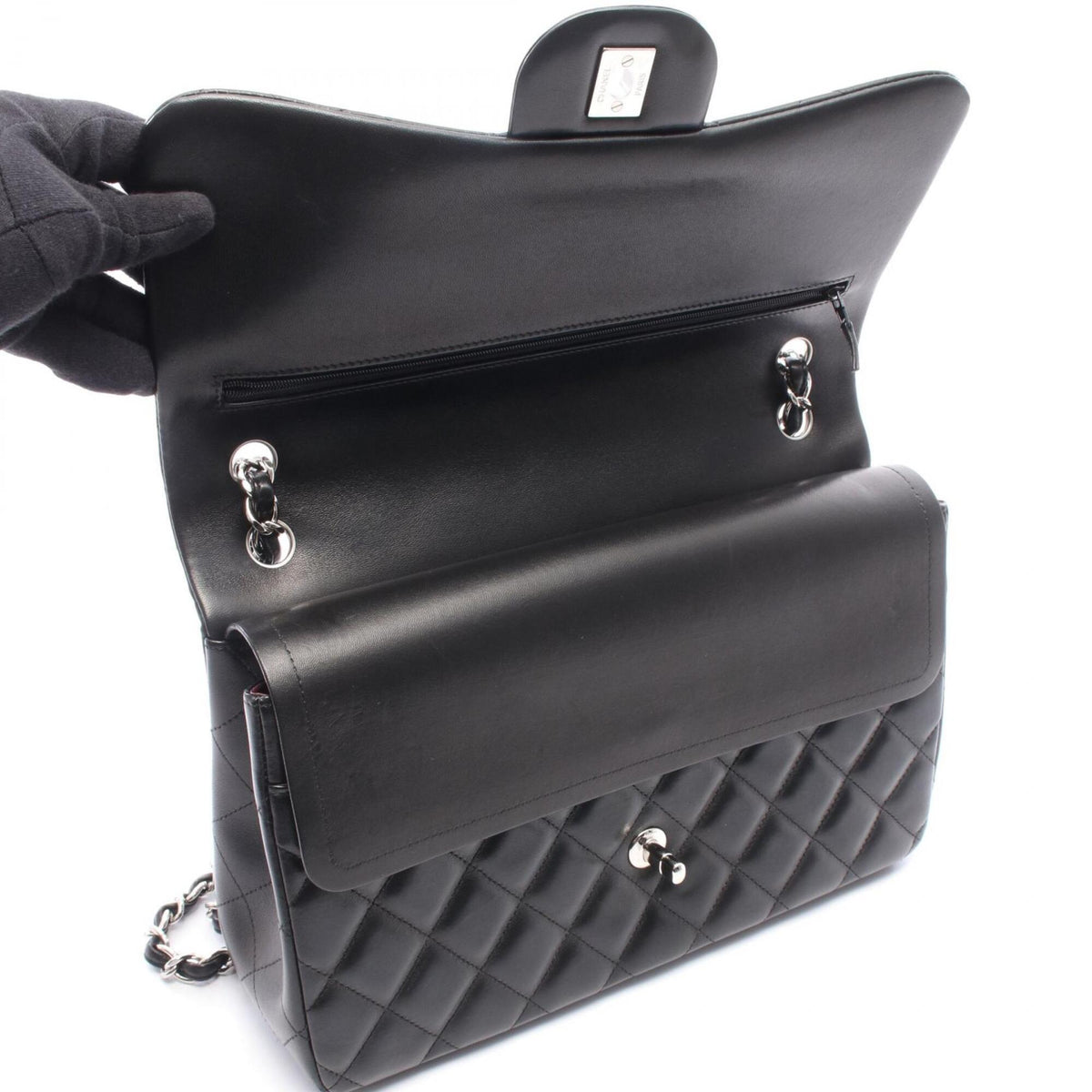 Chanel Black Leather Handbag Shoulder Bag (Pre-Owned)