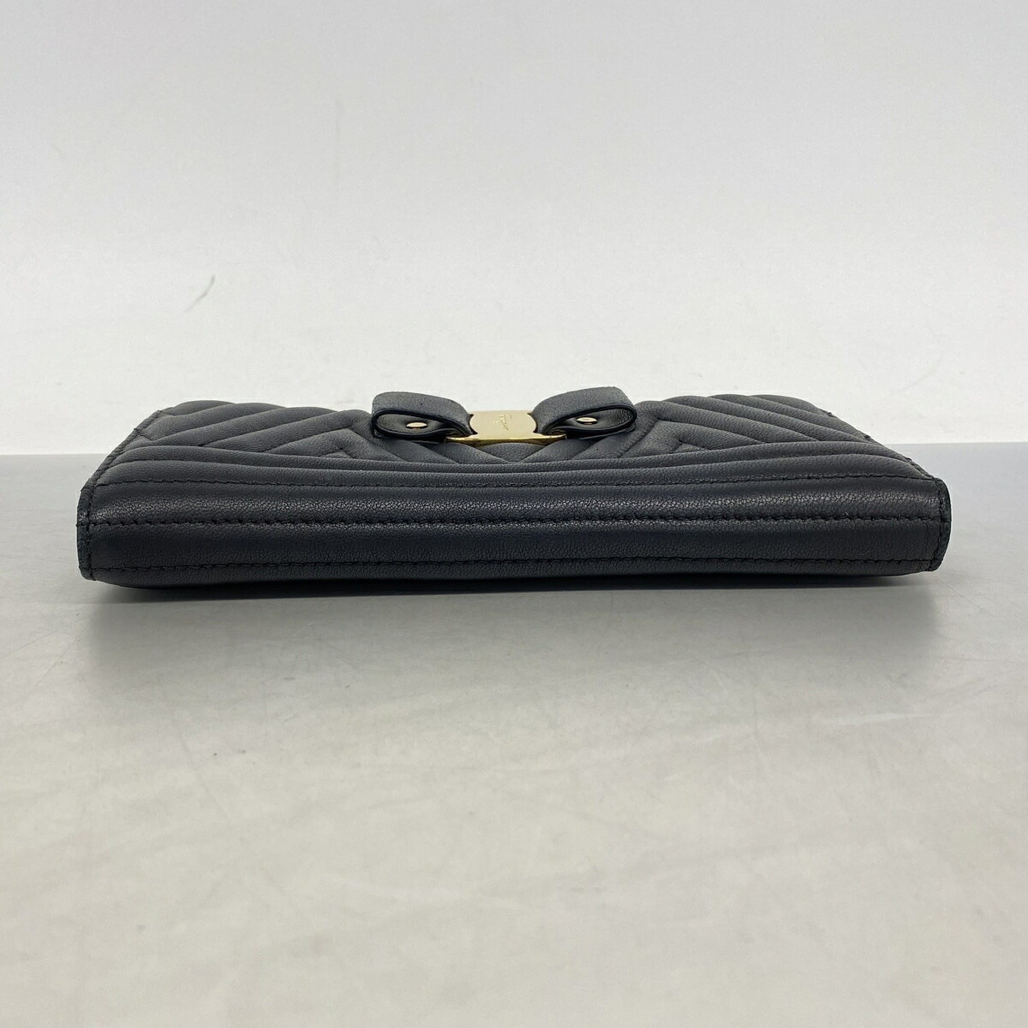 Salvatore Ferragamo Black Leather Long Wallet (Bi-Fold) (Pre-Owned)