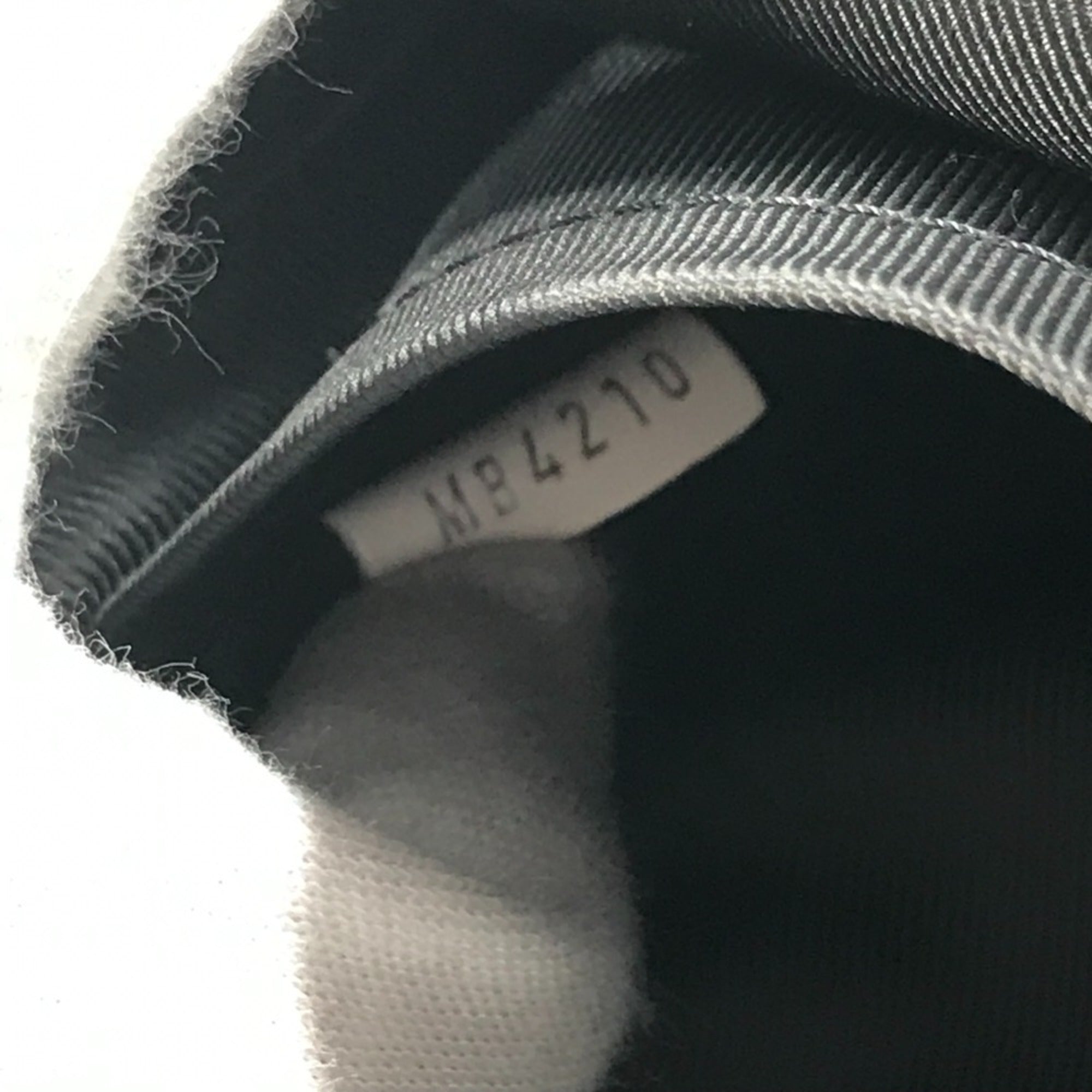 Louis Vuitton Black Galle Gray Canvas Shoulder Bag Sling Bag (Pre-Owned)