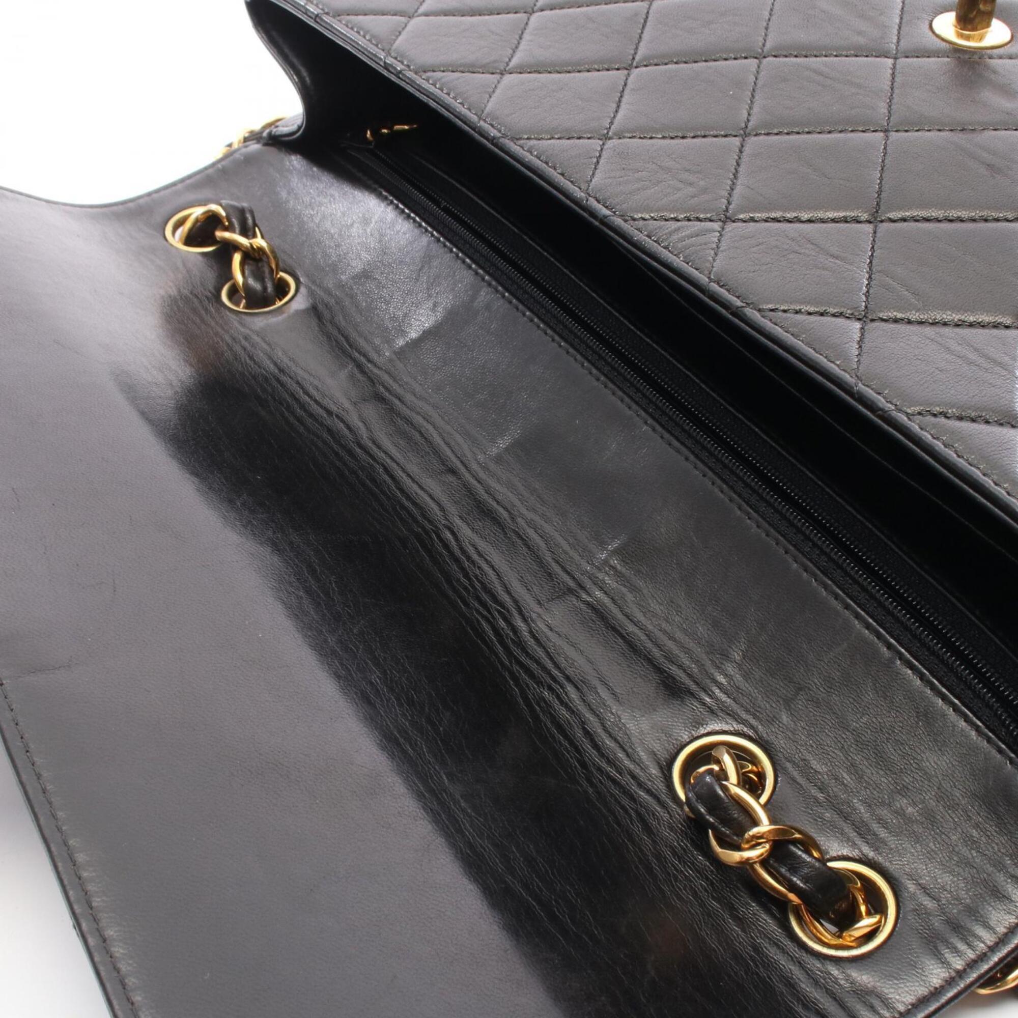 Chanel Black Leather Handbag Shoulder Bag (Pre-Owned)