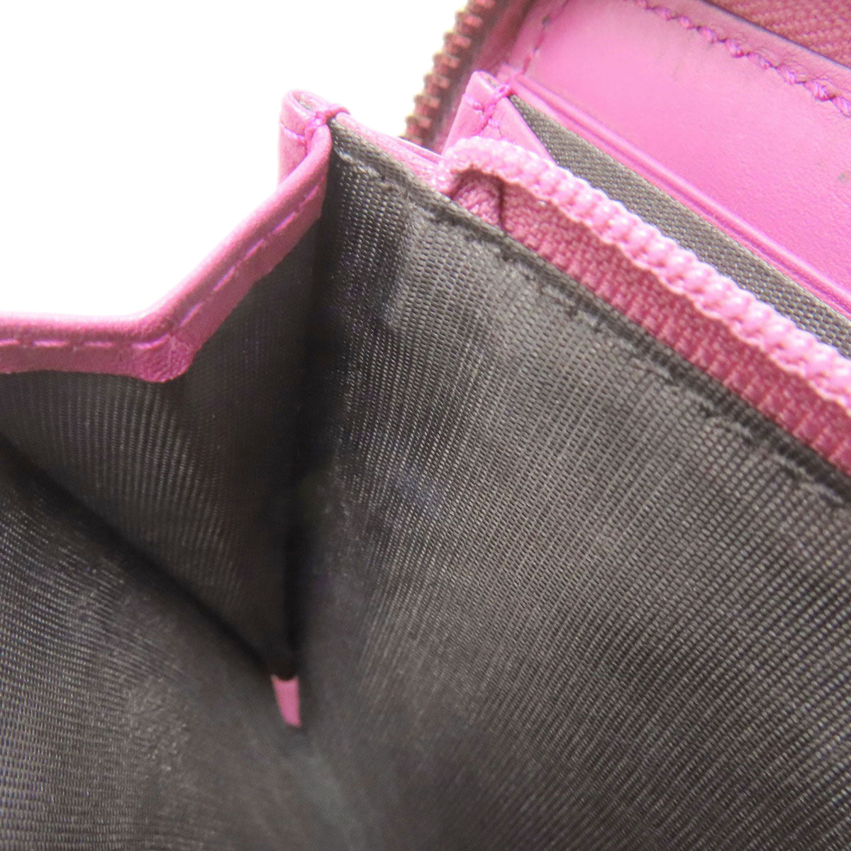 Gucci Pink Leather Long Wallet (Bi-Fold) (Pre-Owned)