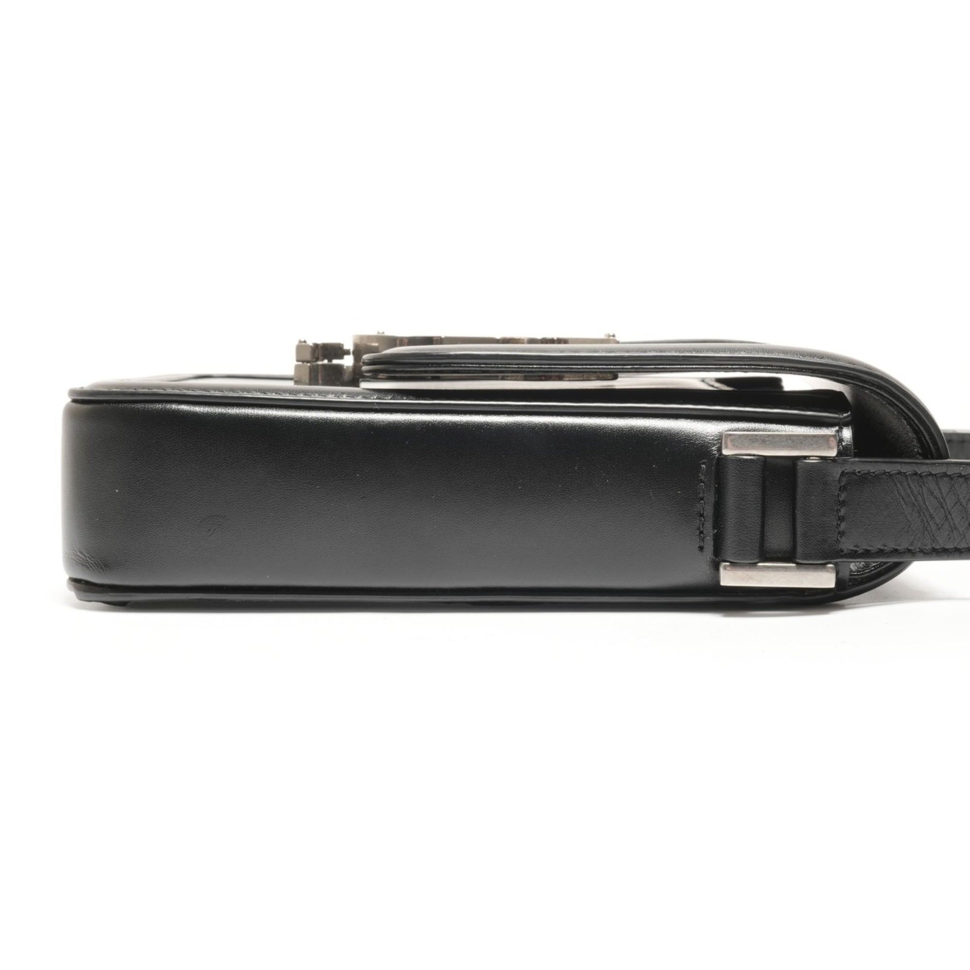 Yves Saint Laurent Black Leather Shoulder Bag (Pre-Owned)