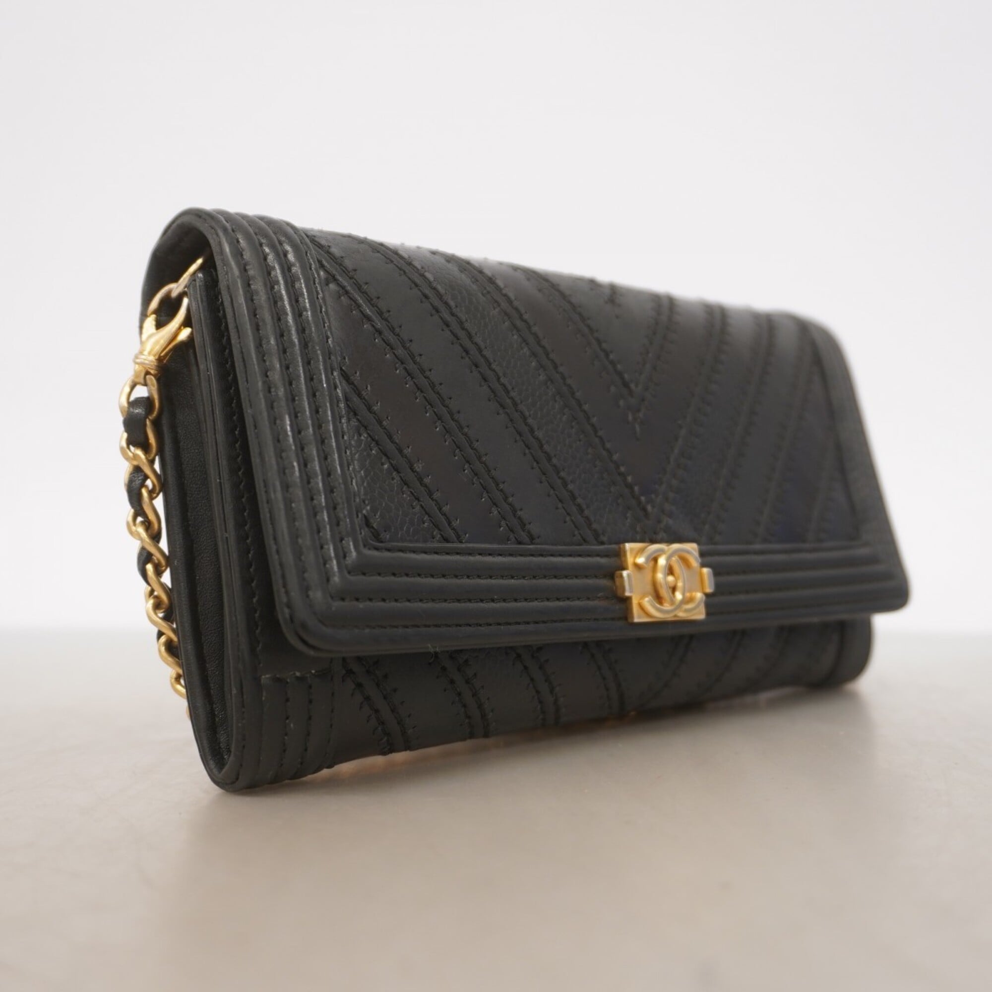 Chanel Black Leather Chain/Shoulder Wallet (Pre-Owned)