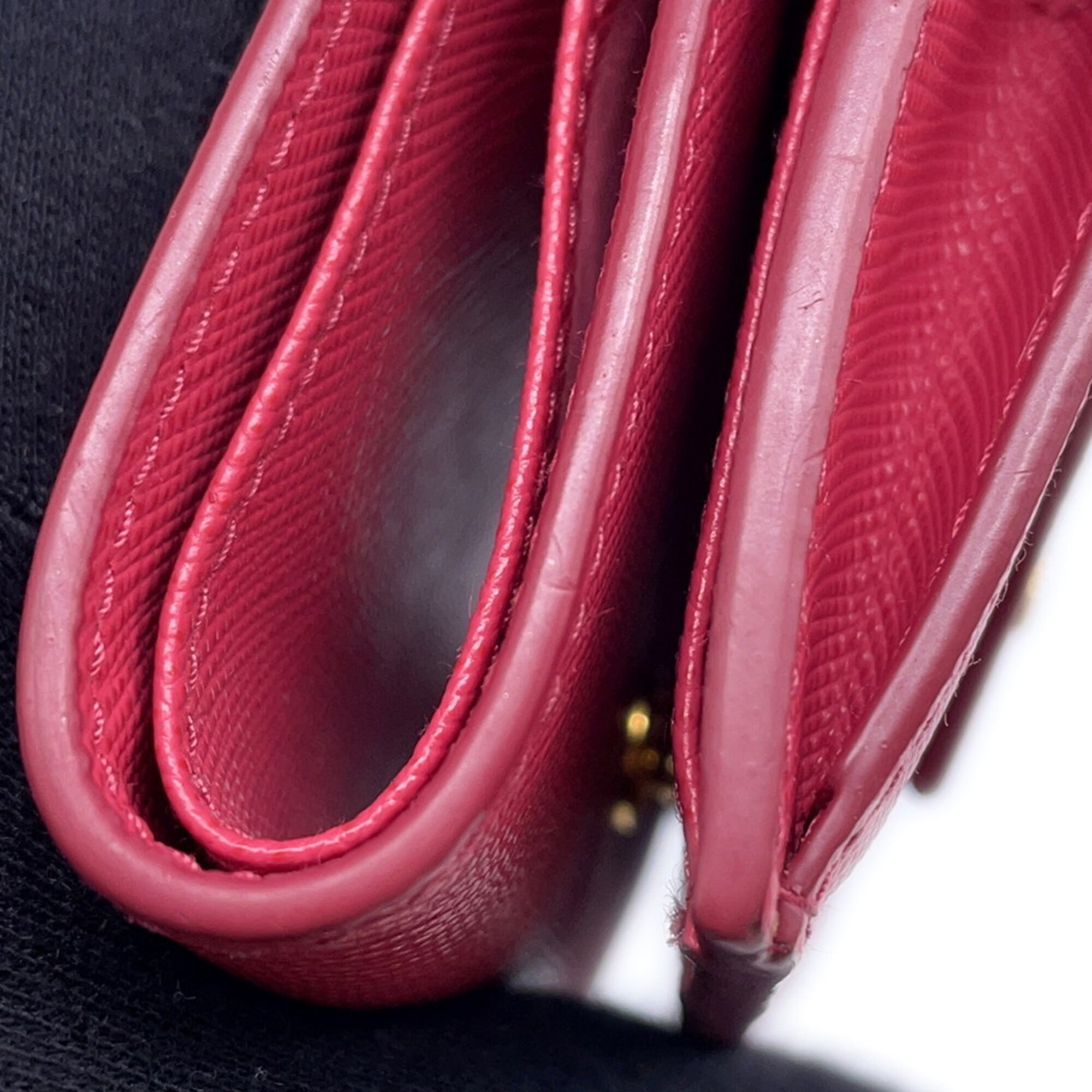 Prada Saffiano Pink Leather Wallet (Tri-Fold) (Pre-Owned)