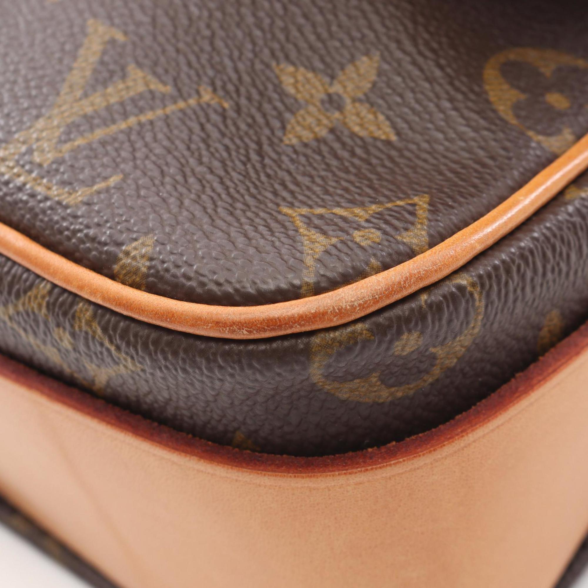 Louis Vuitton Brown Coated Canvas Pvc Monogram Leather Handbag Shoulder Bag (Pre-Owned)