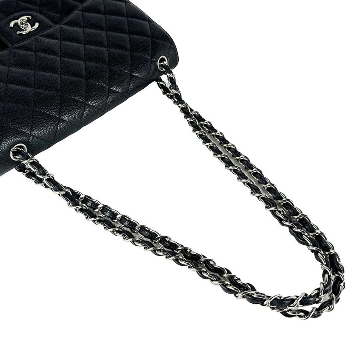 Chanel Black Grained Calfskin Shoulder Bag (Pre-Owned)