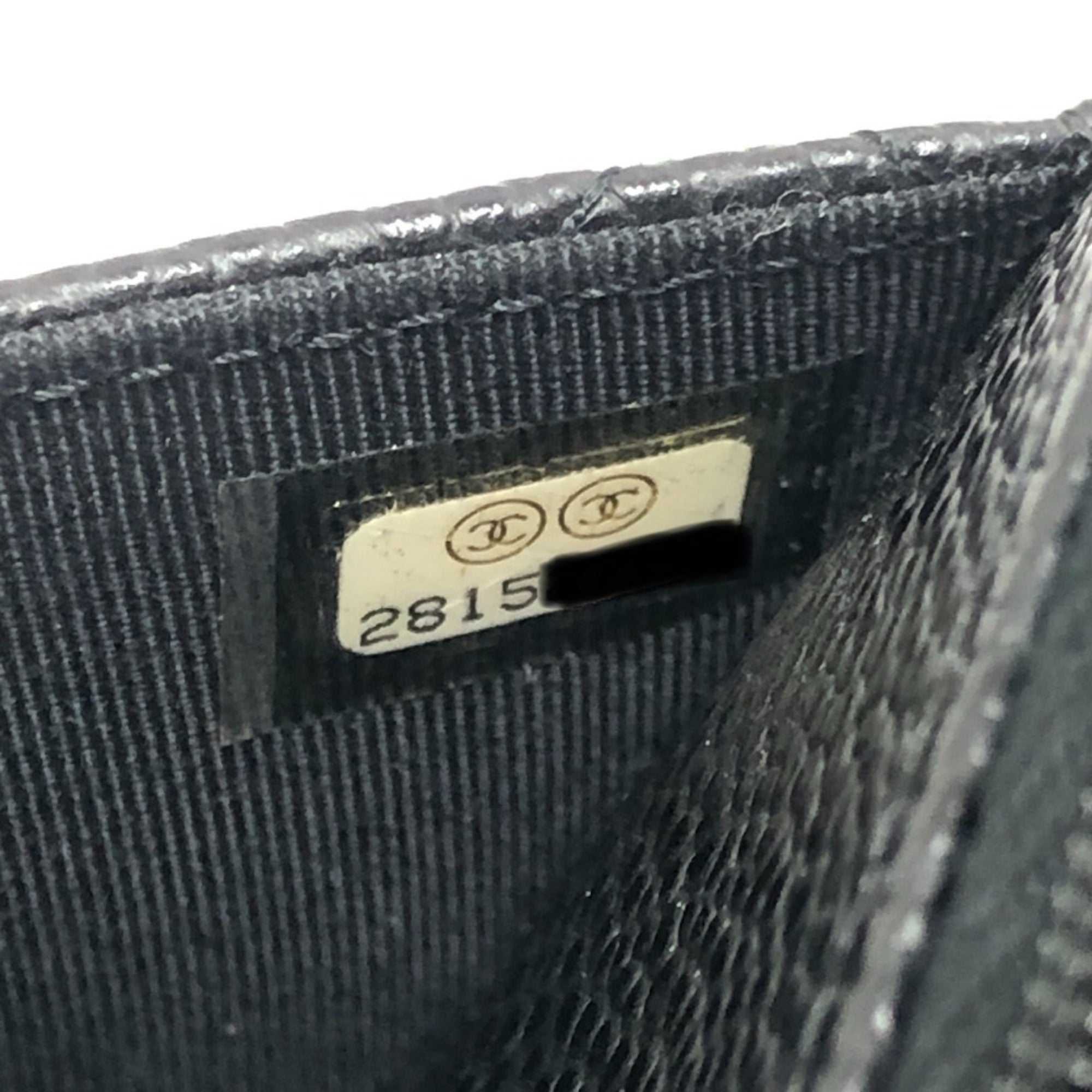 Chanel Matelasse Black Grained Calfskin Shoulder Bag (Pre-Owned)