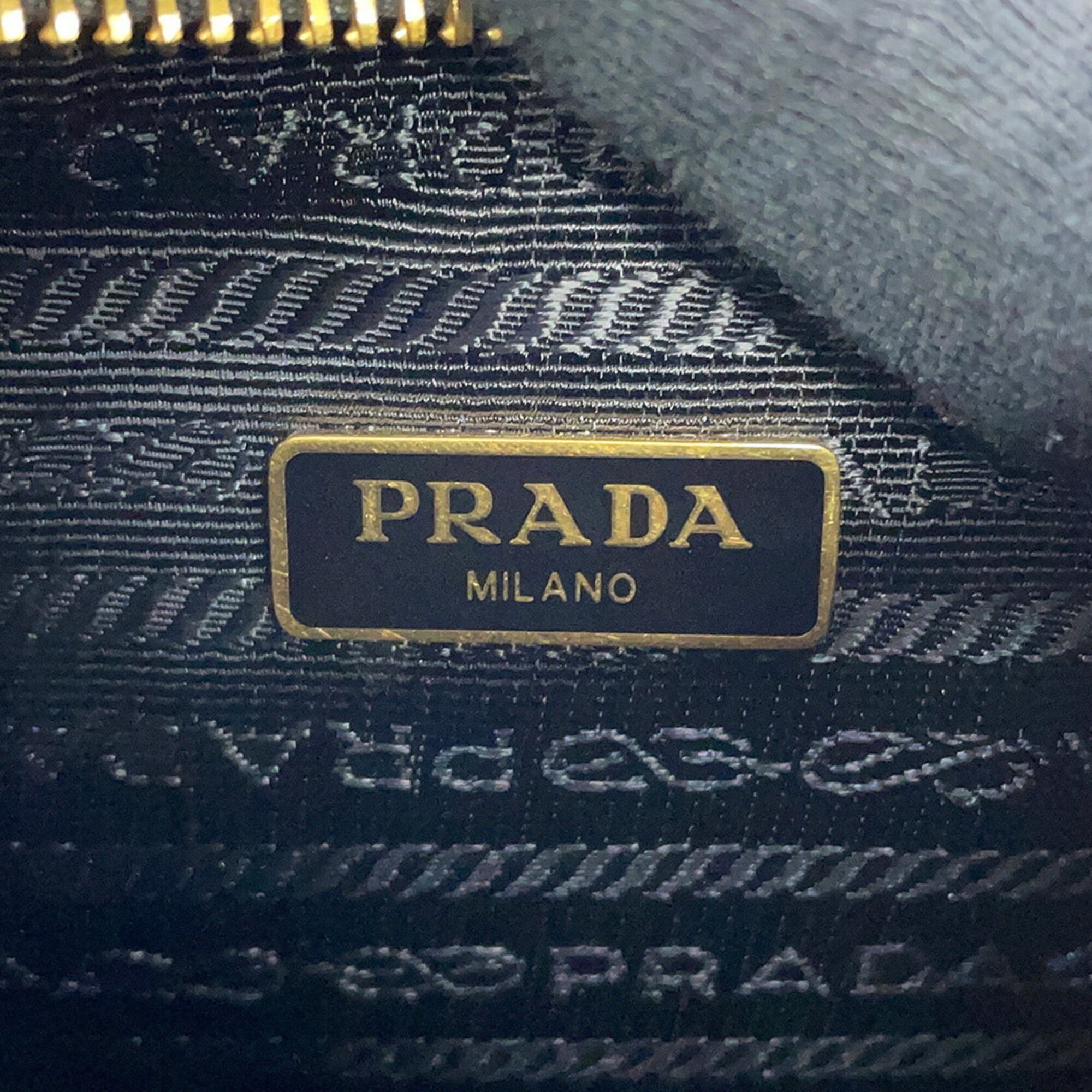 Prada Black Saffiano Triangle Leather Shoulder Bag (Pre-Owned)