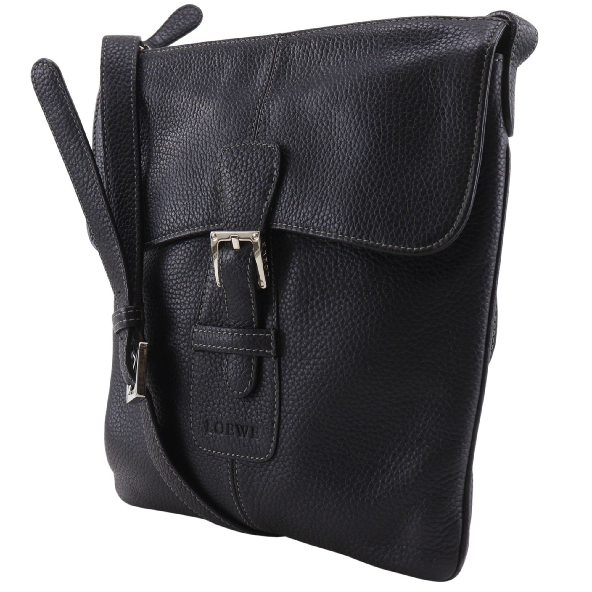 Loewe Black Leather Shoulder Bag (Pre-Owned)