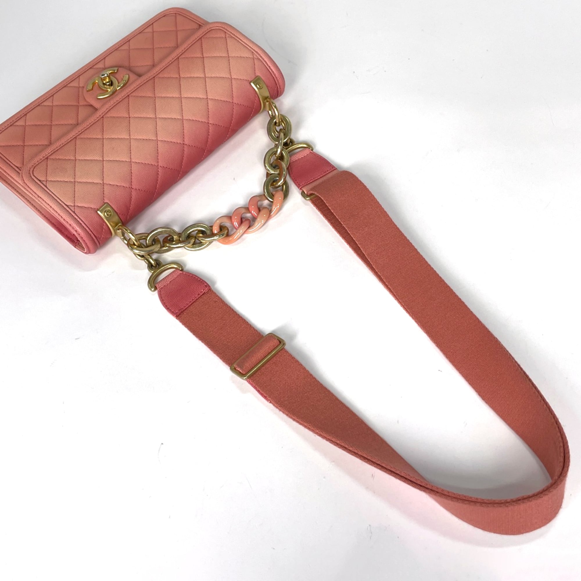 Chanel Matelasse Salmon Pink Grained Calfskin Handbag (Pre-Owned)