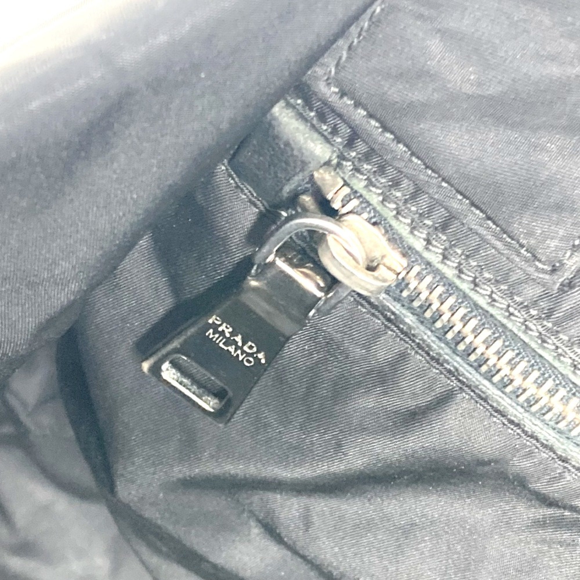 Prada Black Cloth Shoulder Bag (Pre-Owned)