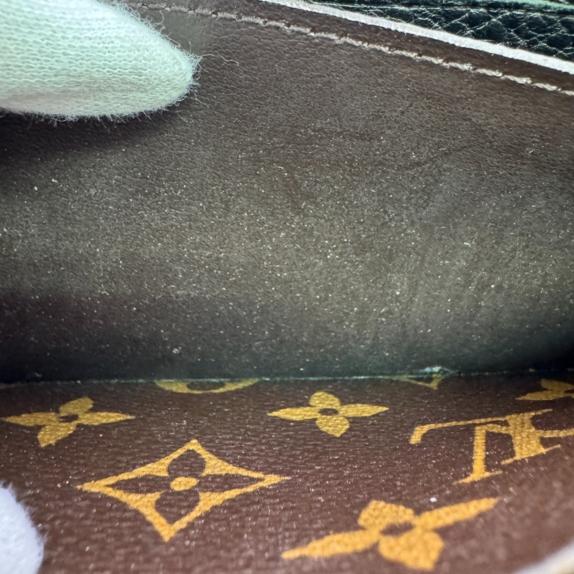 Louis Vuitton Black Brown Monogram Monogram Leather (Pre-Owned)