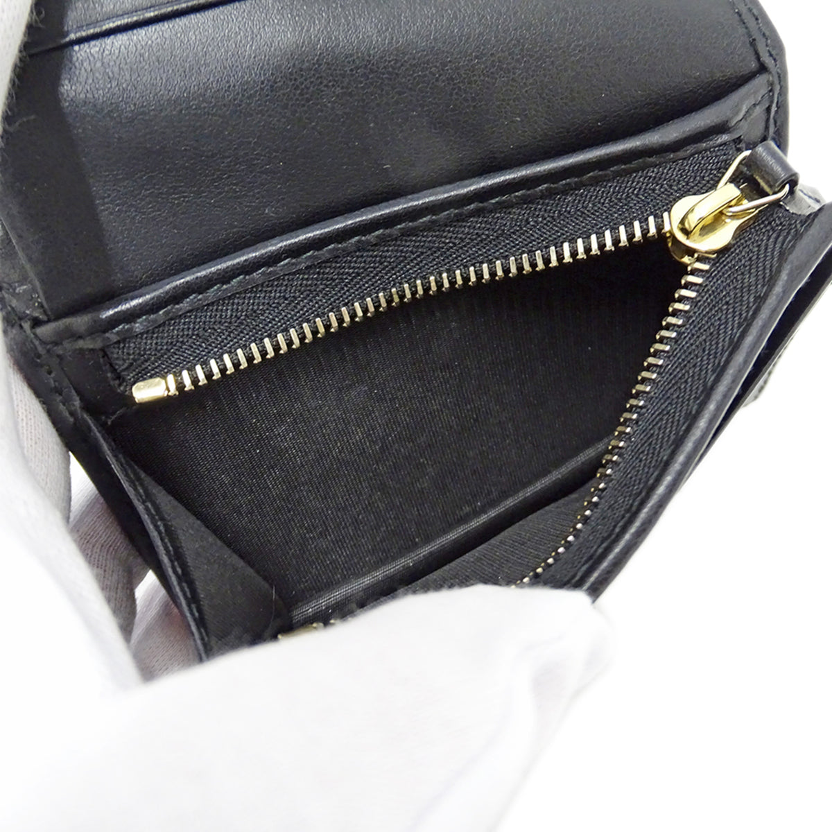 Gucci Black Leather Wallet (Bi-Fold) (Pre-Owned)