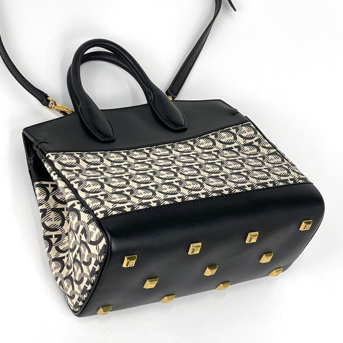 Salvatore Ferragamo Black Canvas Leather Handbag (Pre-Owned)