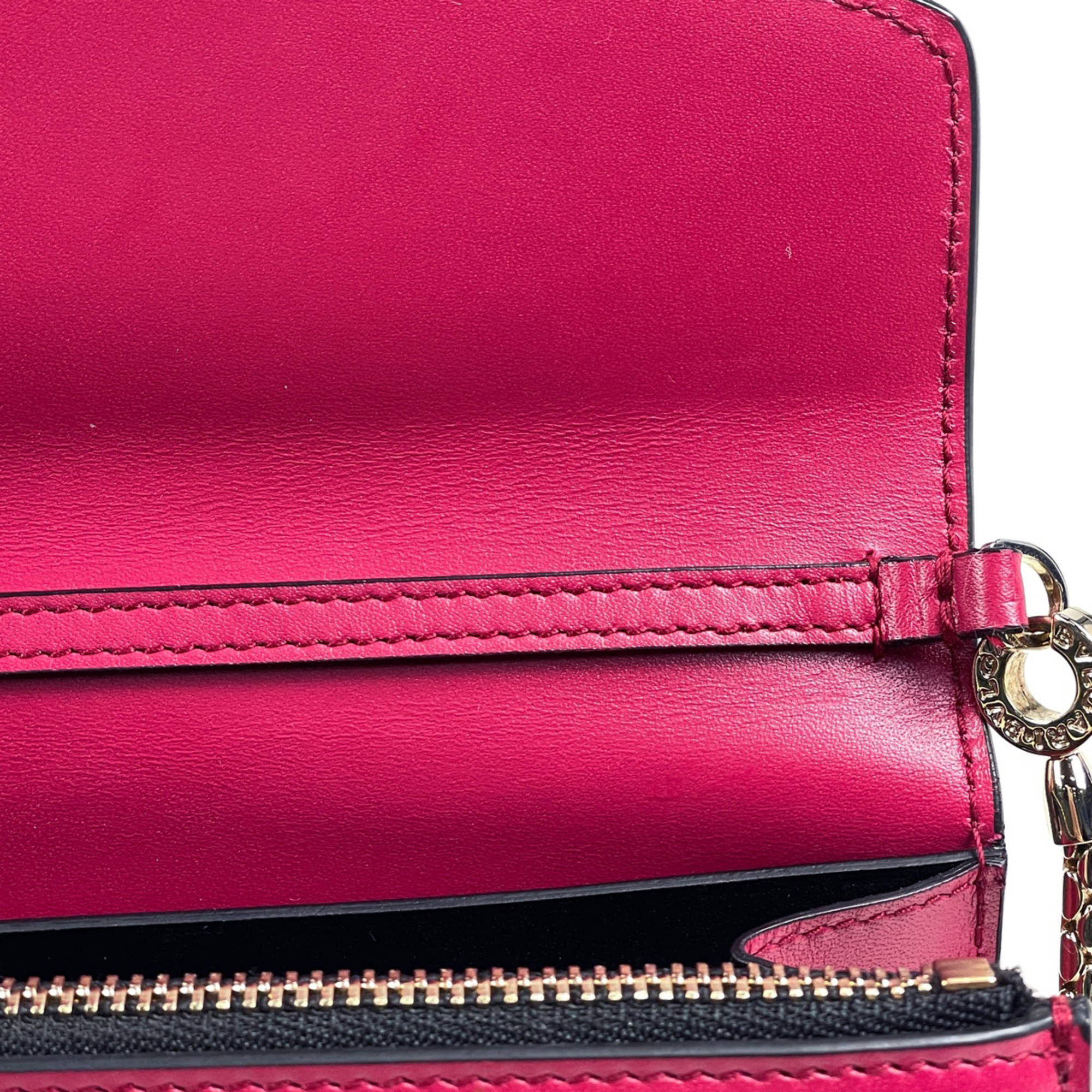 Bvlgari Red Color Leather Clutch Bag Shoulder Bag (Pre-Owned)