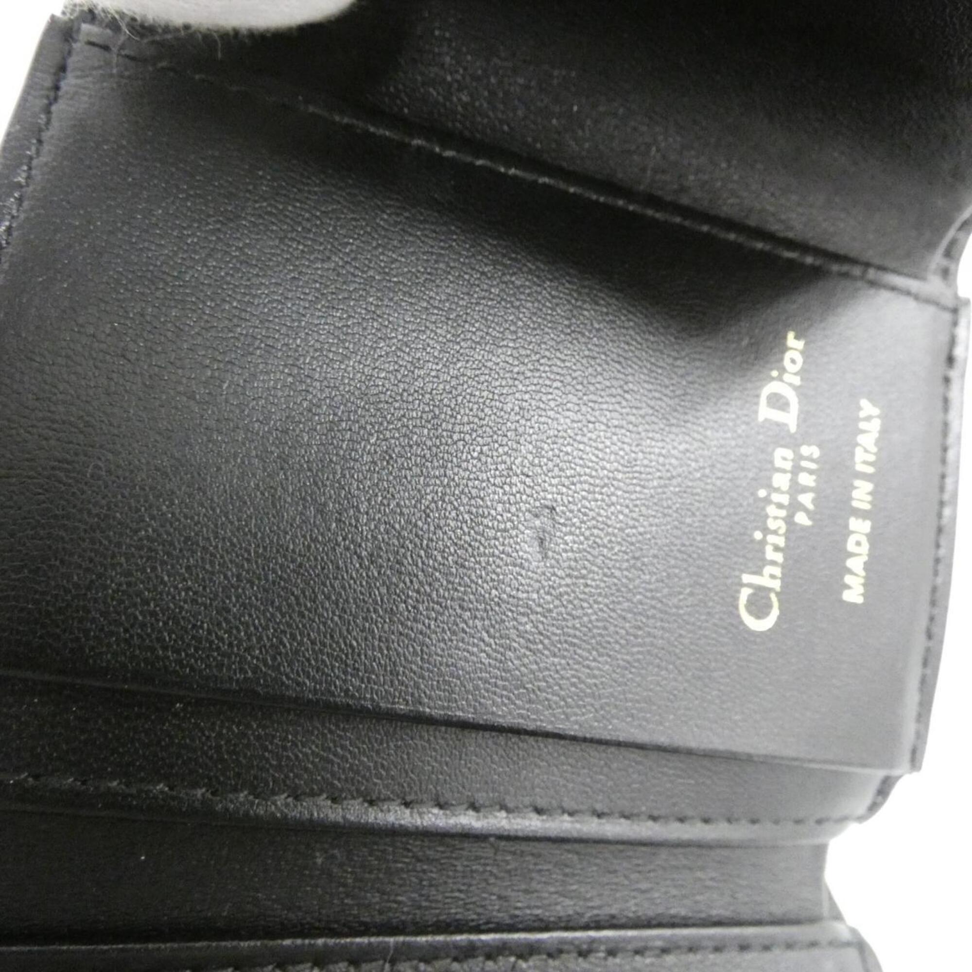 Christian Dior Black Leather Wallet (Tri-Fold) (Pre-Owned)