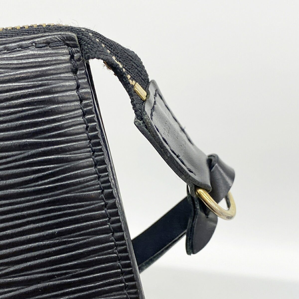 Louis Vuitton Noir Pouch (Pre-Owned)
