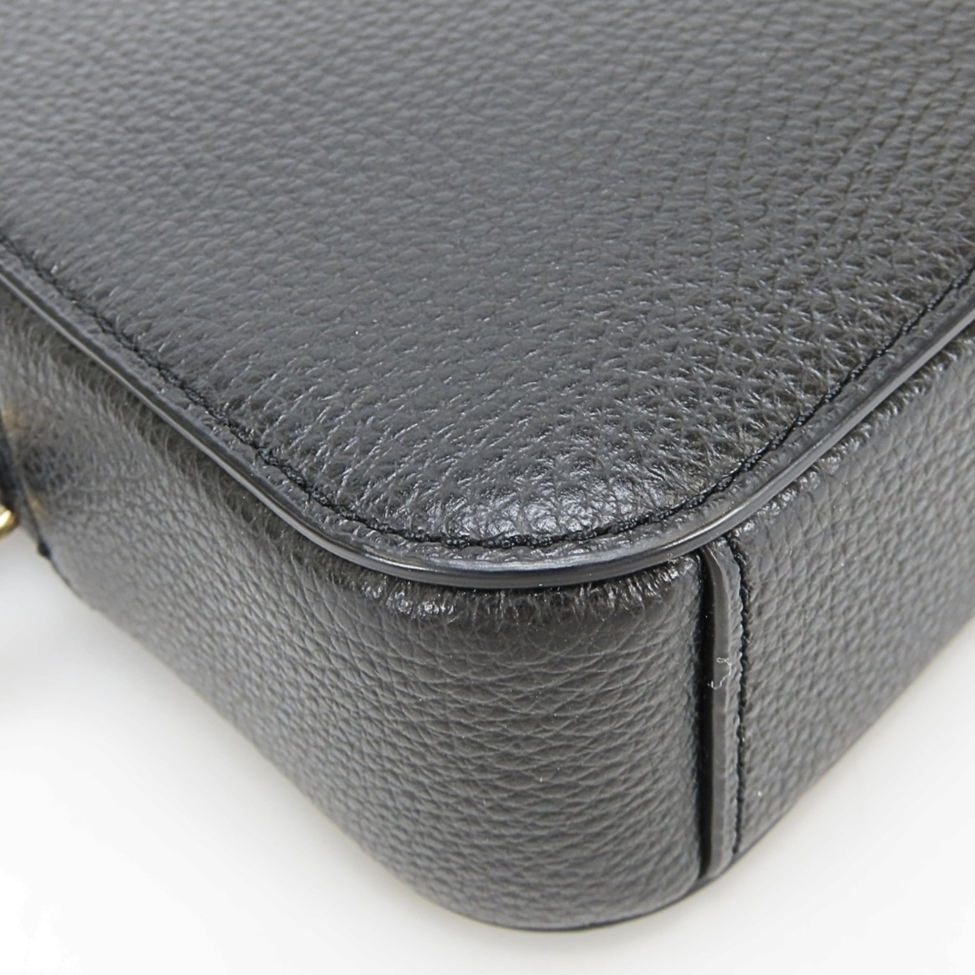 Coach Black Leather Pochette Shoulder Bag (Pre-Owned)