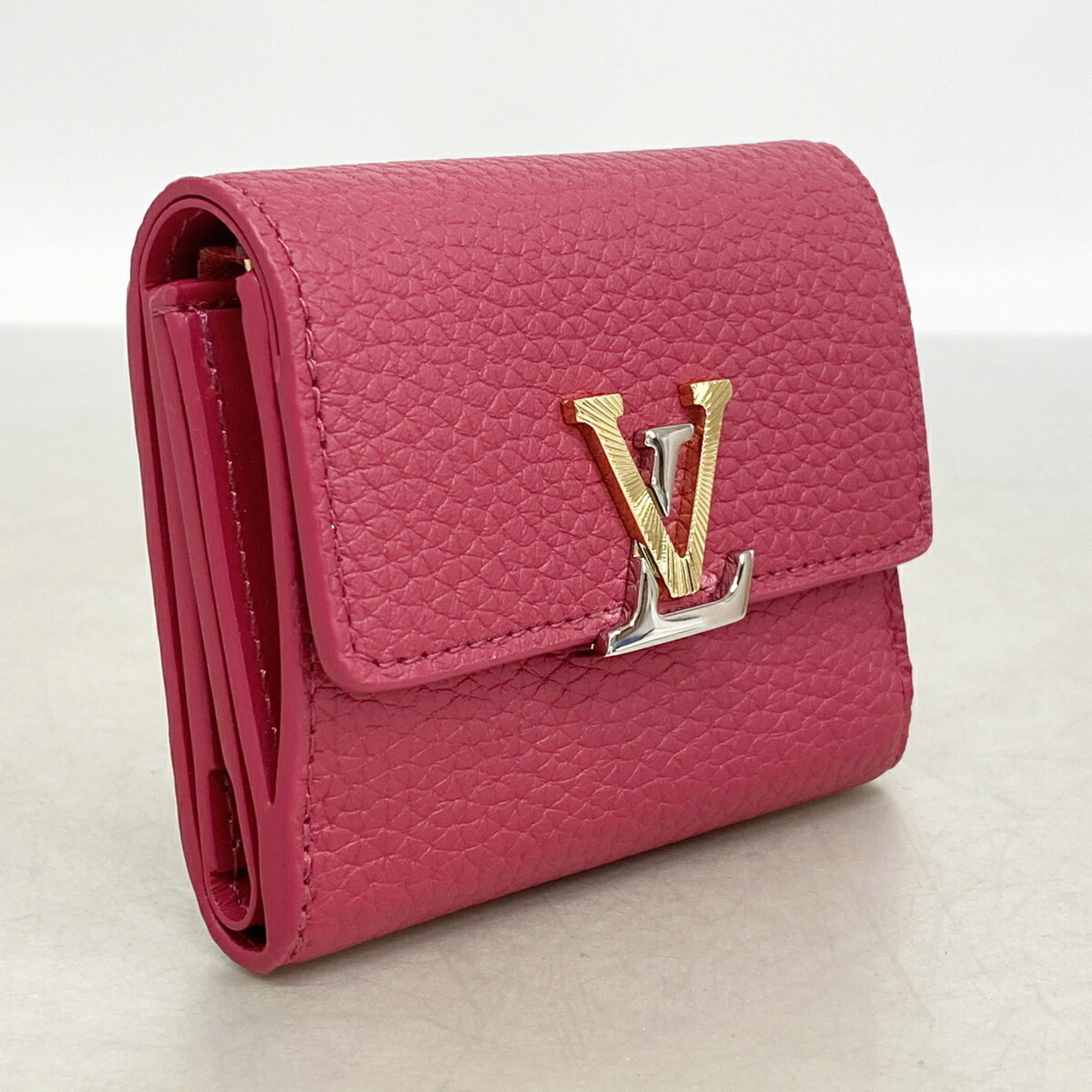 Louis Vuitton Raspberry Wallet (Tri-Fold) (Pre-Owned)