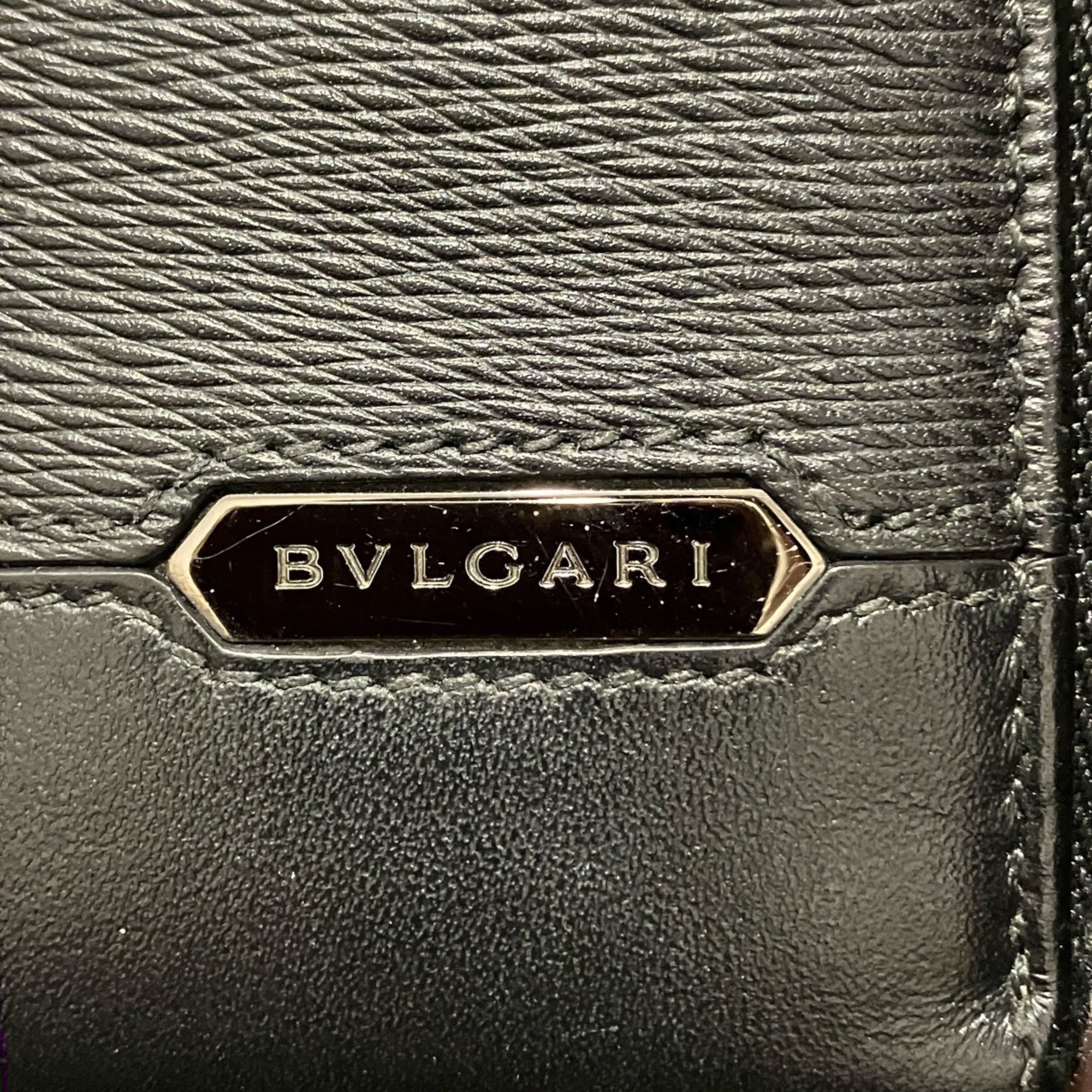 Bvlgari Black Leather Long Wallet (Bi-Fold) (Pre-Owned)