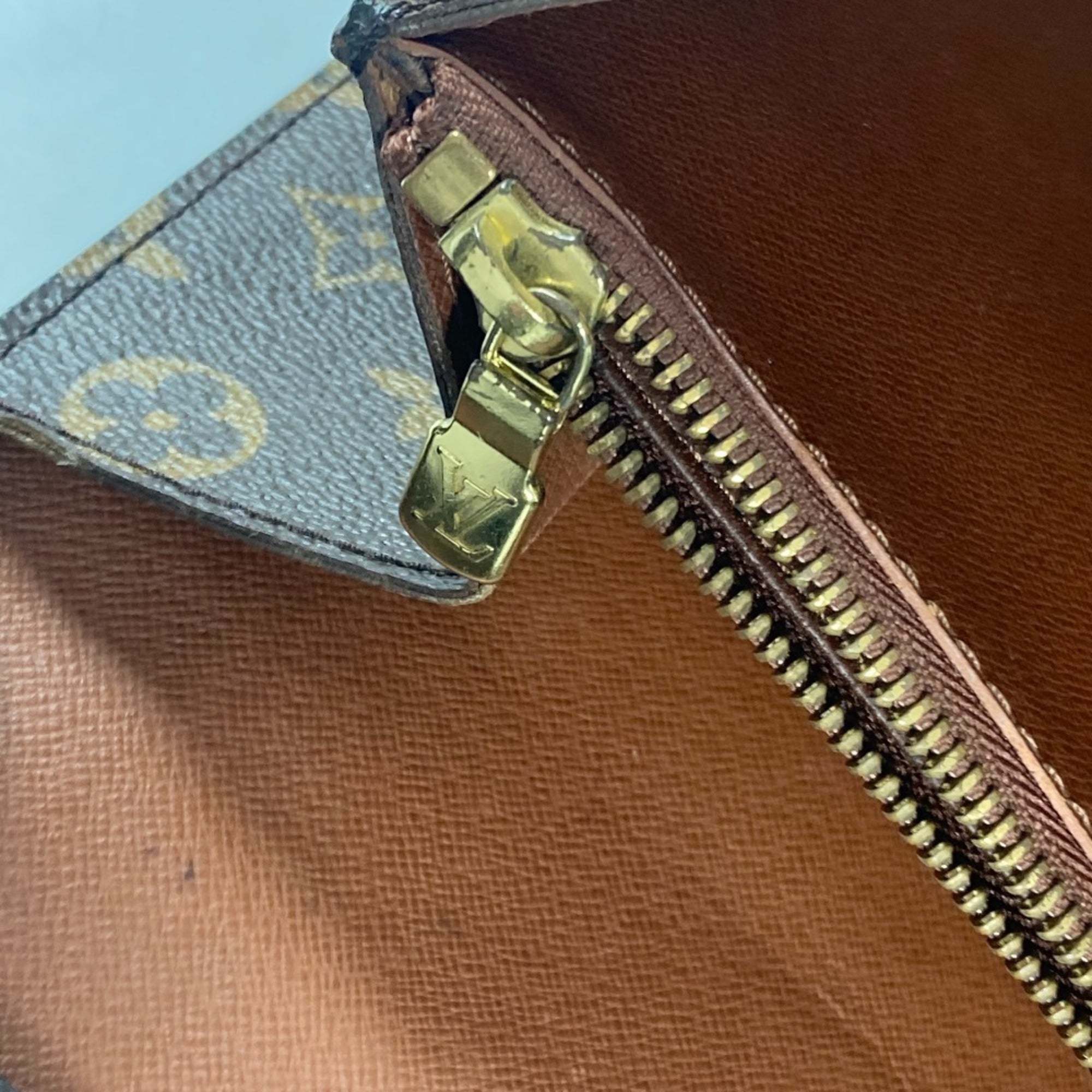 Louis Vuitton Brown Monogram Monogram Briefcase (Pre-Owned)