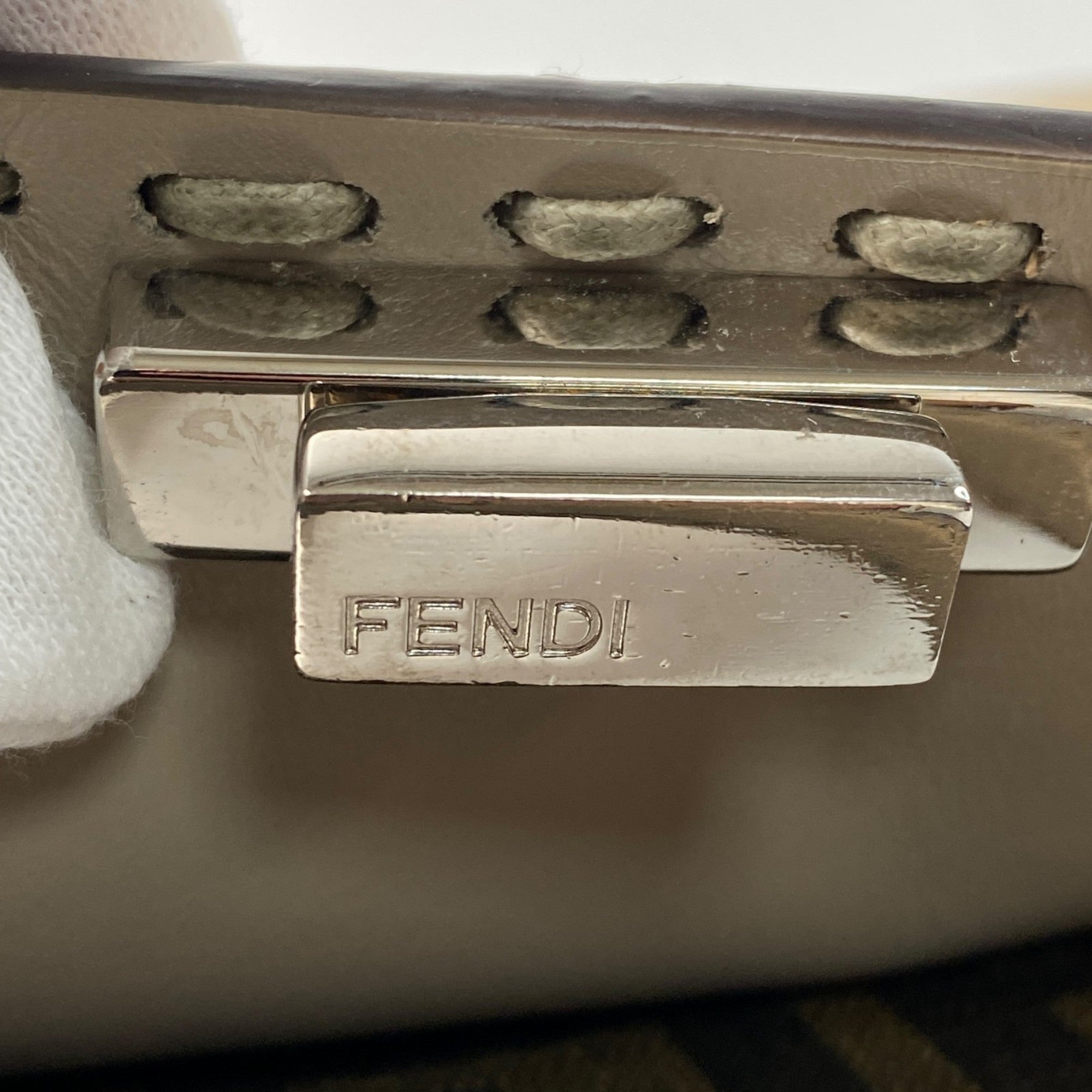Fendi Beige Leather Shoulder Bag Tote Bag (Pre-Owned)