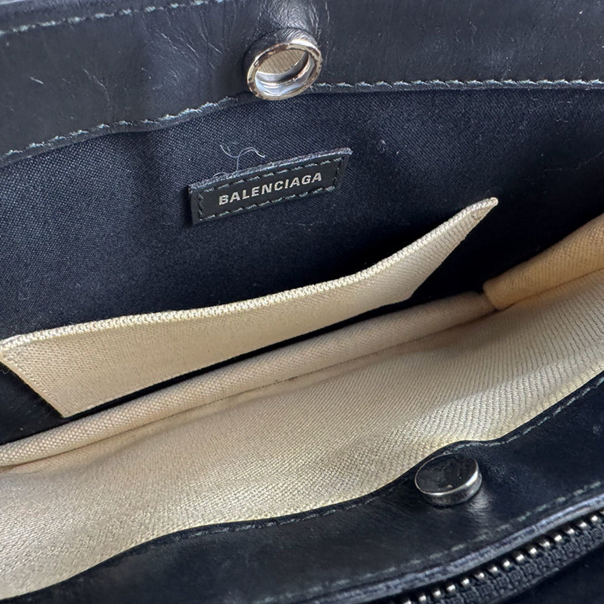 Balenciaga Black Ivory Canvas Leather Shoulder Bag (Pre-Owned)