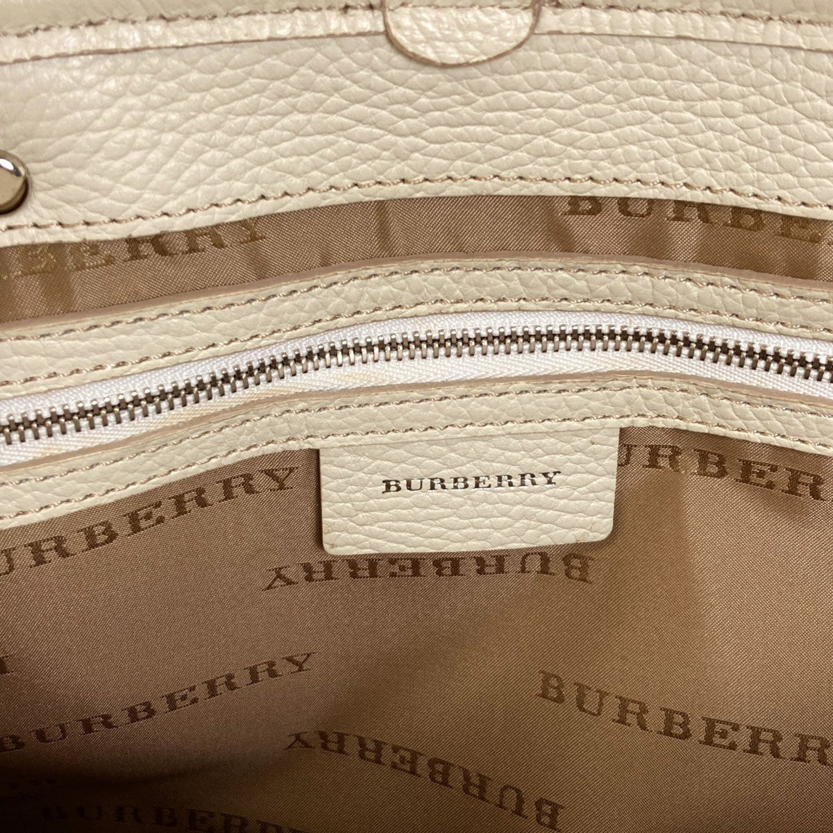 Burberry Beige White Canvas Leather Handbag (Pre-Owned)