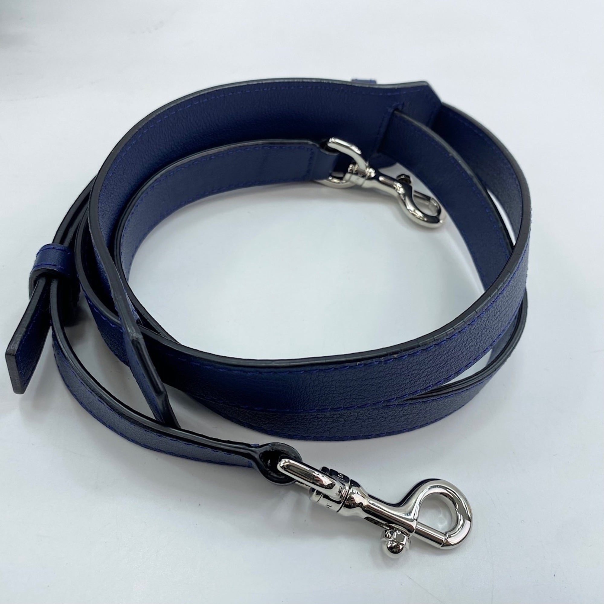 Loewe Navy Handbag (Pre-Owned)