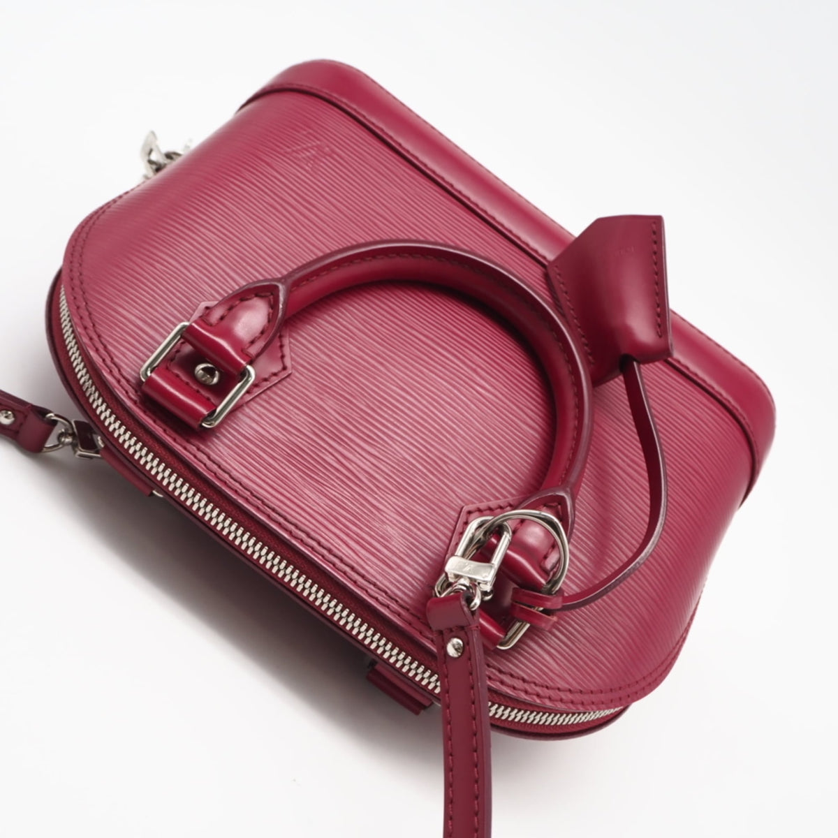 Louis Vuitton Red Color Leather Handbag (Pre-Owned)