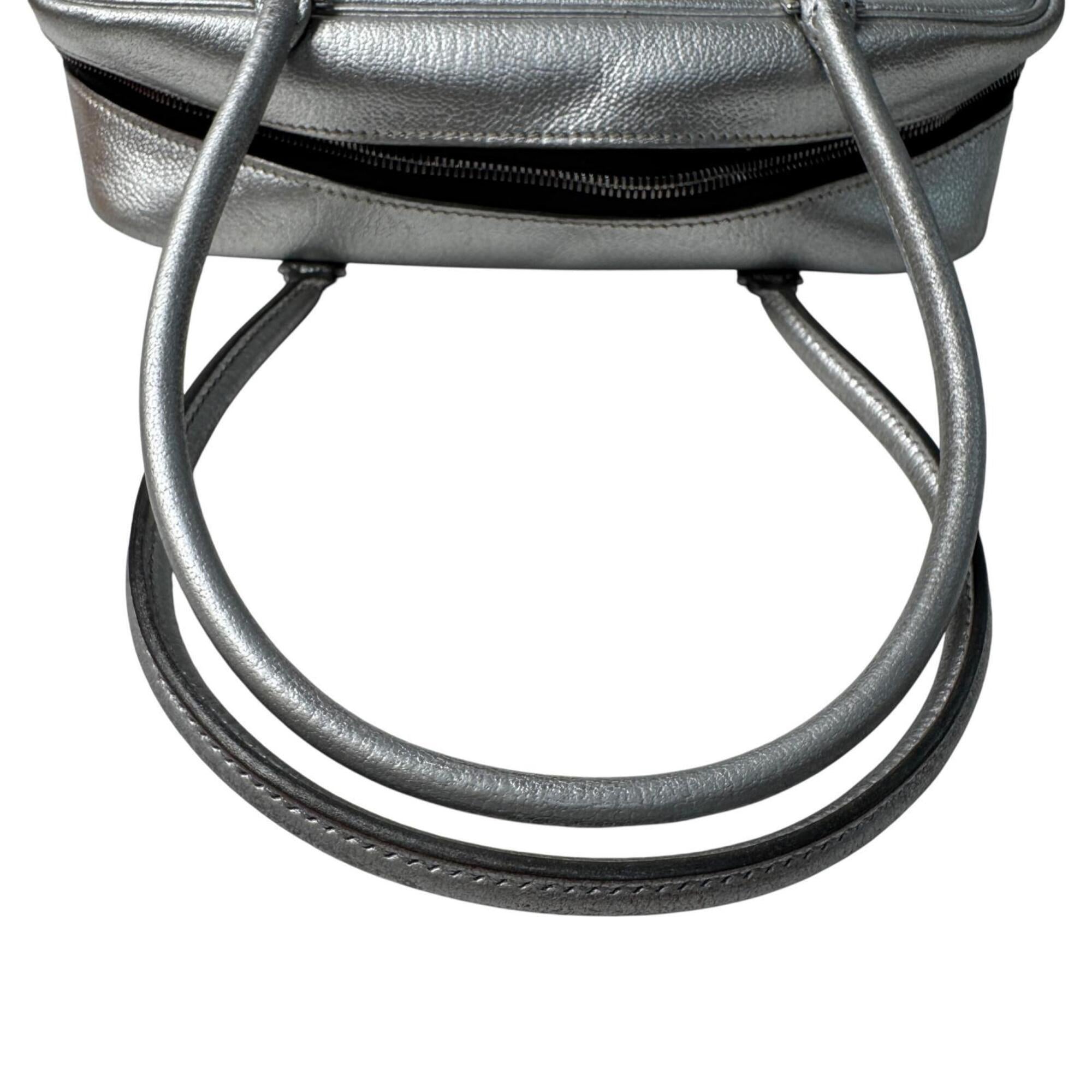 Hermes Silver Leather Handbag (Pre-Owned)
