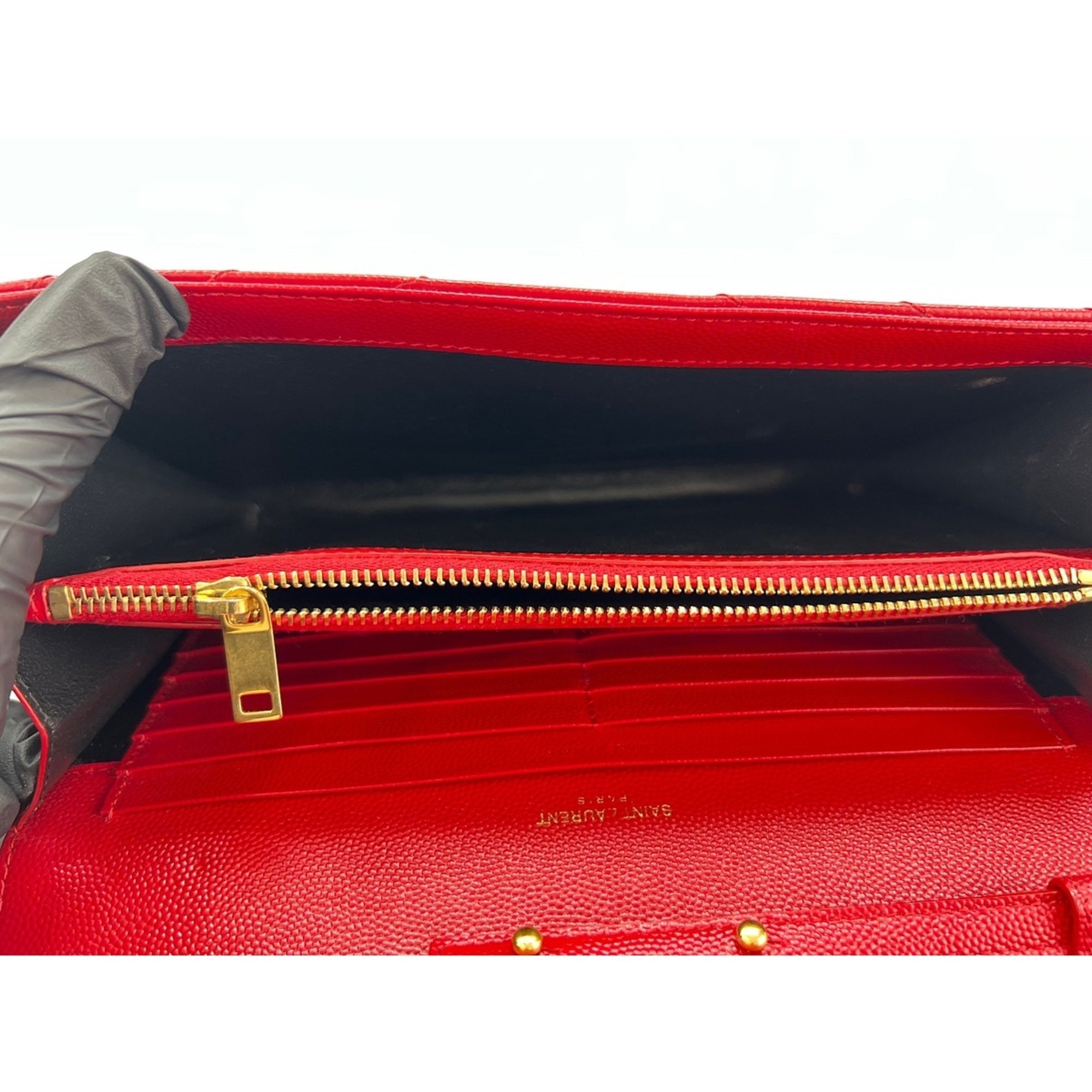 Yves Saint Laurent Cassandre Red Color Shoulder Bag (Pre-Owned)