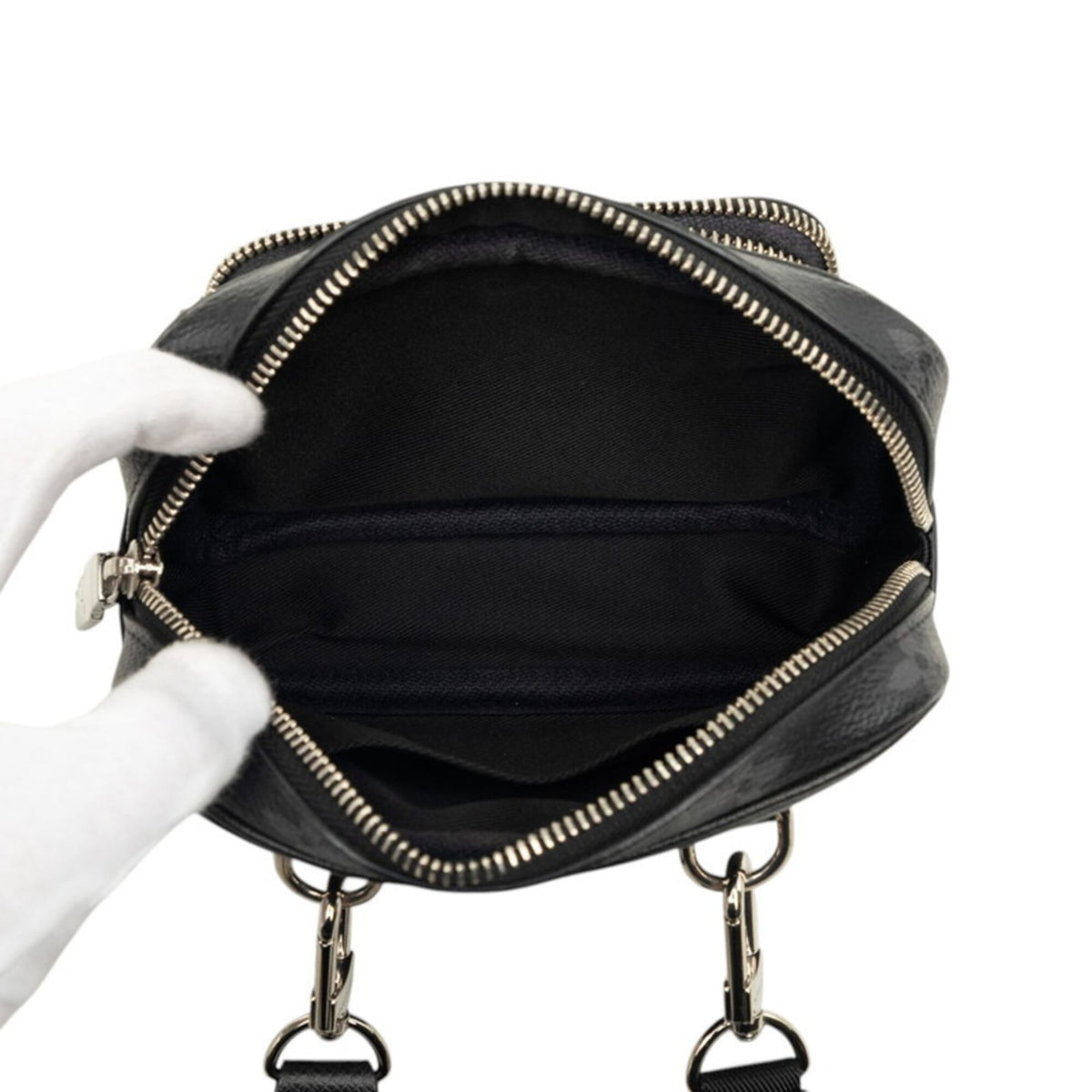 Louis Vuitton Monogram Eclipse Black Noir Pvc Leather Pochette Shoulder Bag (Pre-Owned)