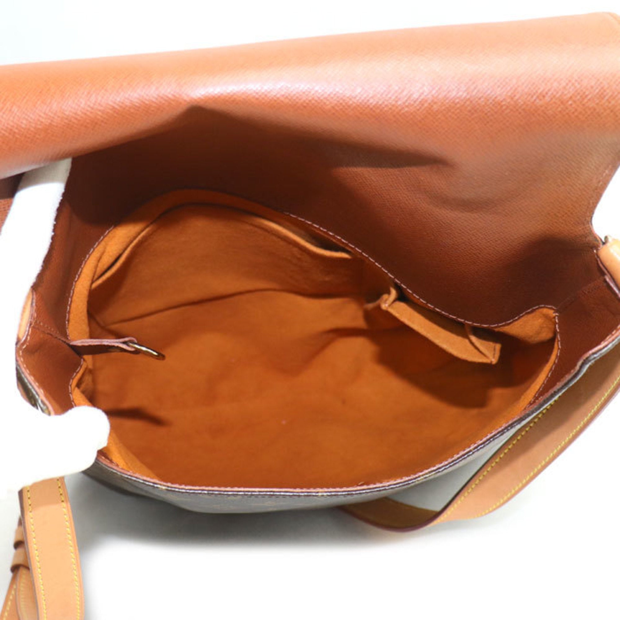 Louis Vuitton Monogram Monogram Monogram Shoulder Bag (Pre-Owned)