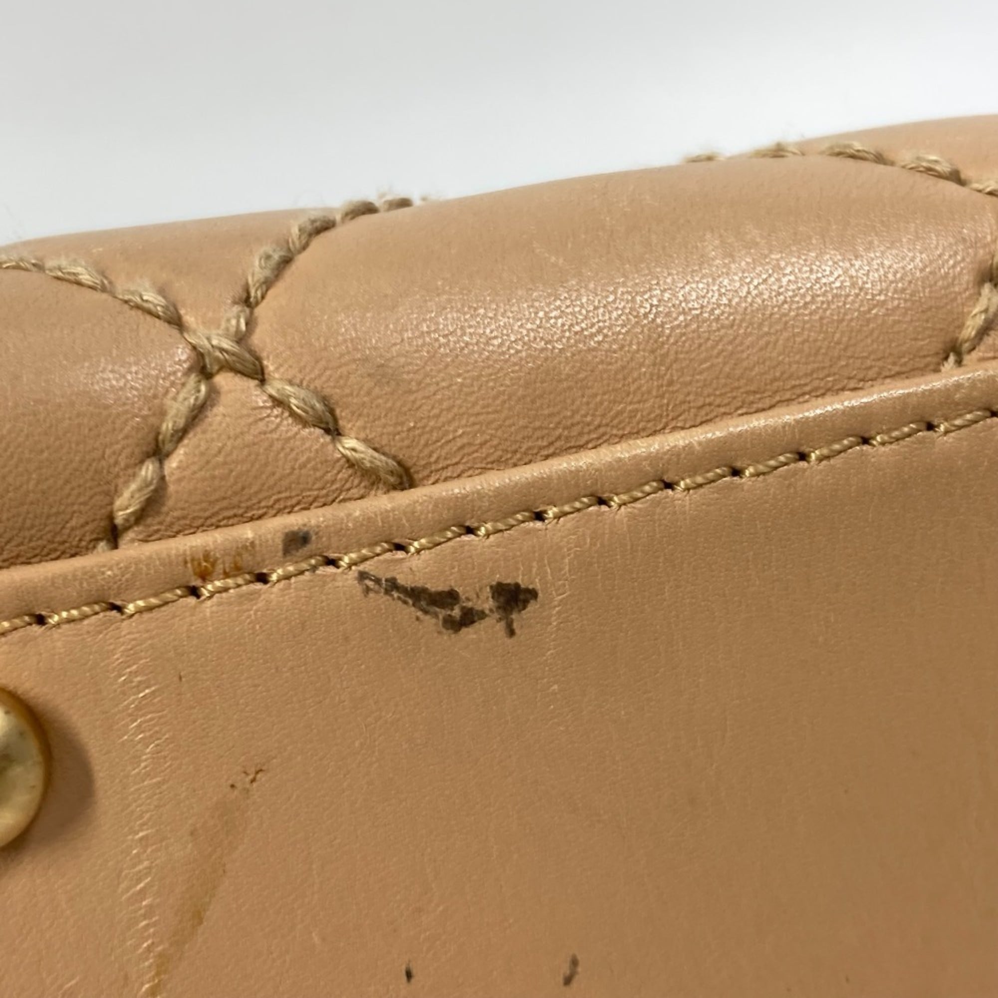 Chanel Wild Stitch Beige Leather Handbag (Pre-Owned)