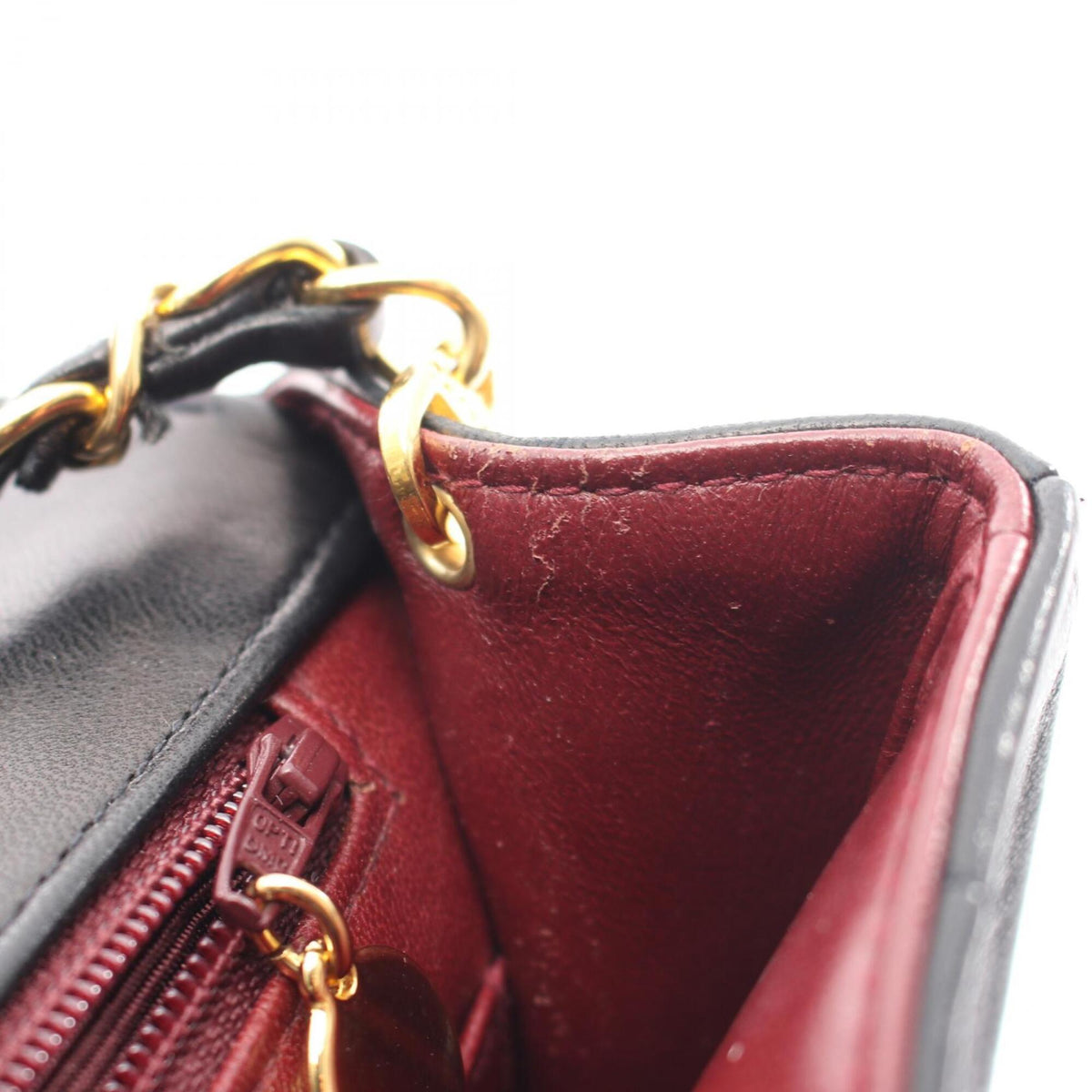 Chanel Black Leather Handbag Shoulder Bag (Pre-Owned)