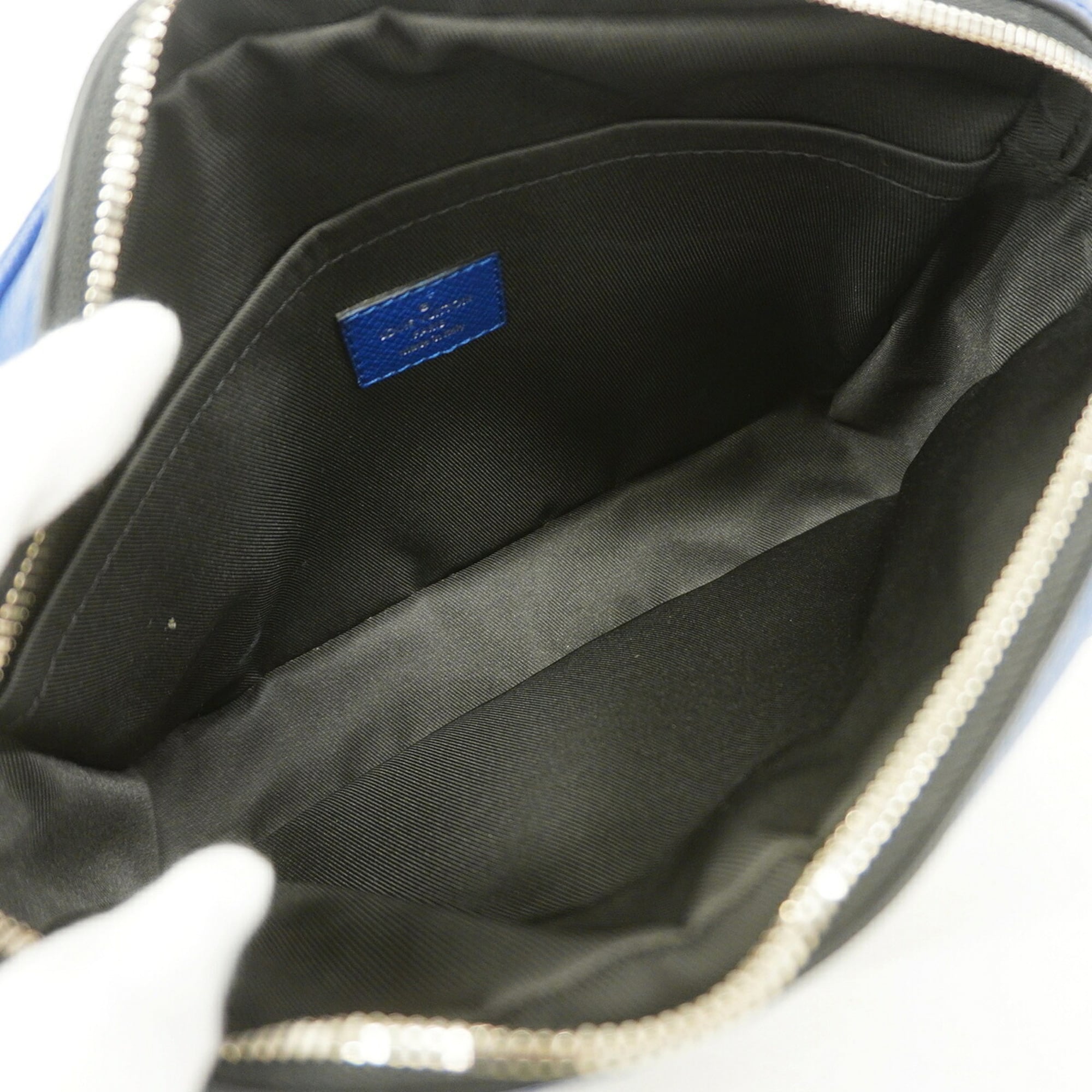 Louis Vuitton Cobalt Shoulder Bag (Pre-Owned)