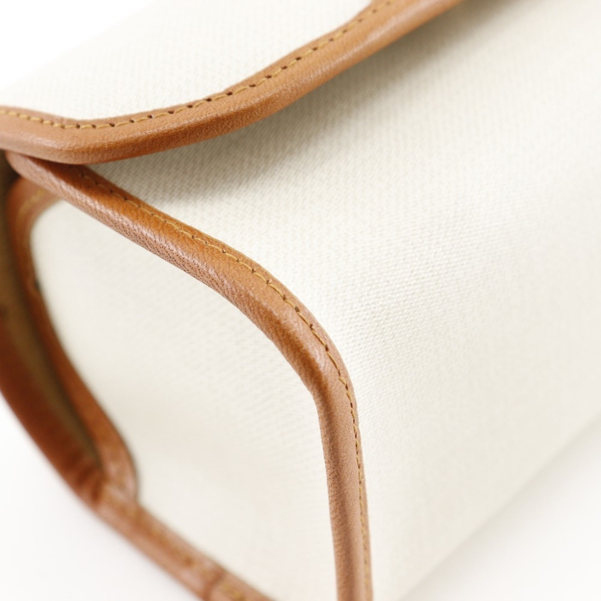 Christian Dior Off-White Pvc Pouch (Pre-Owned)