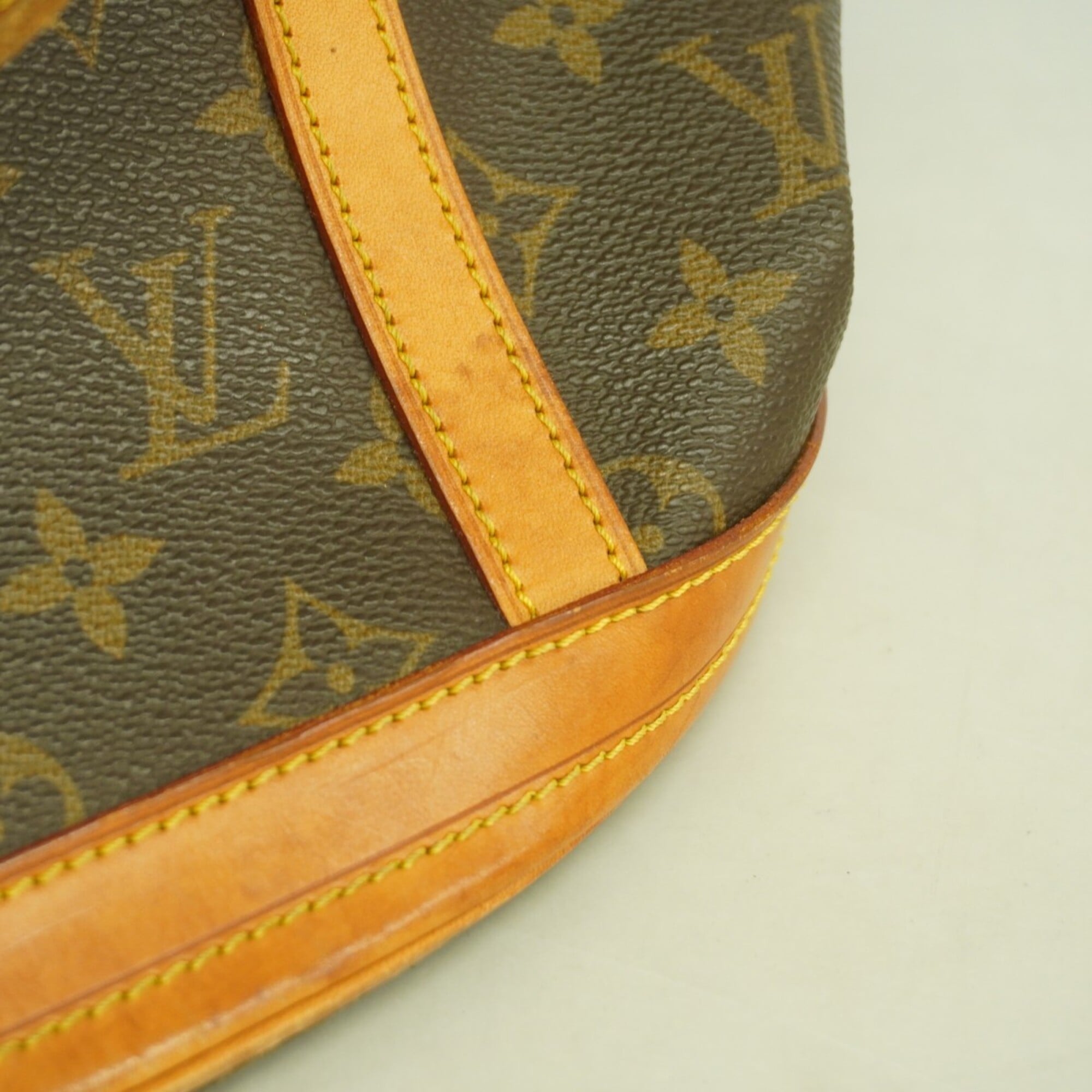 Louis Vuitton Brown Tote Bag (Pre-Owned)