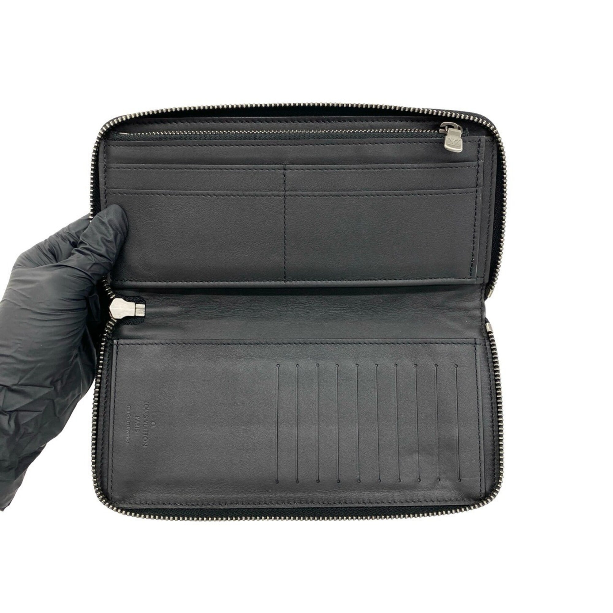 Louis Vuitton Black Leather Long Wallet (Bi-Fold) (Pre-Owned)