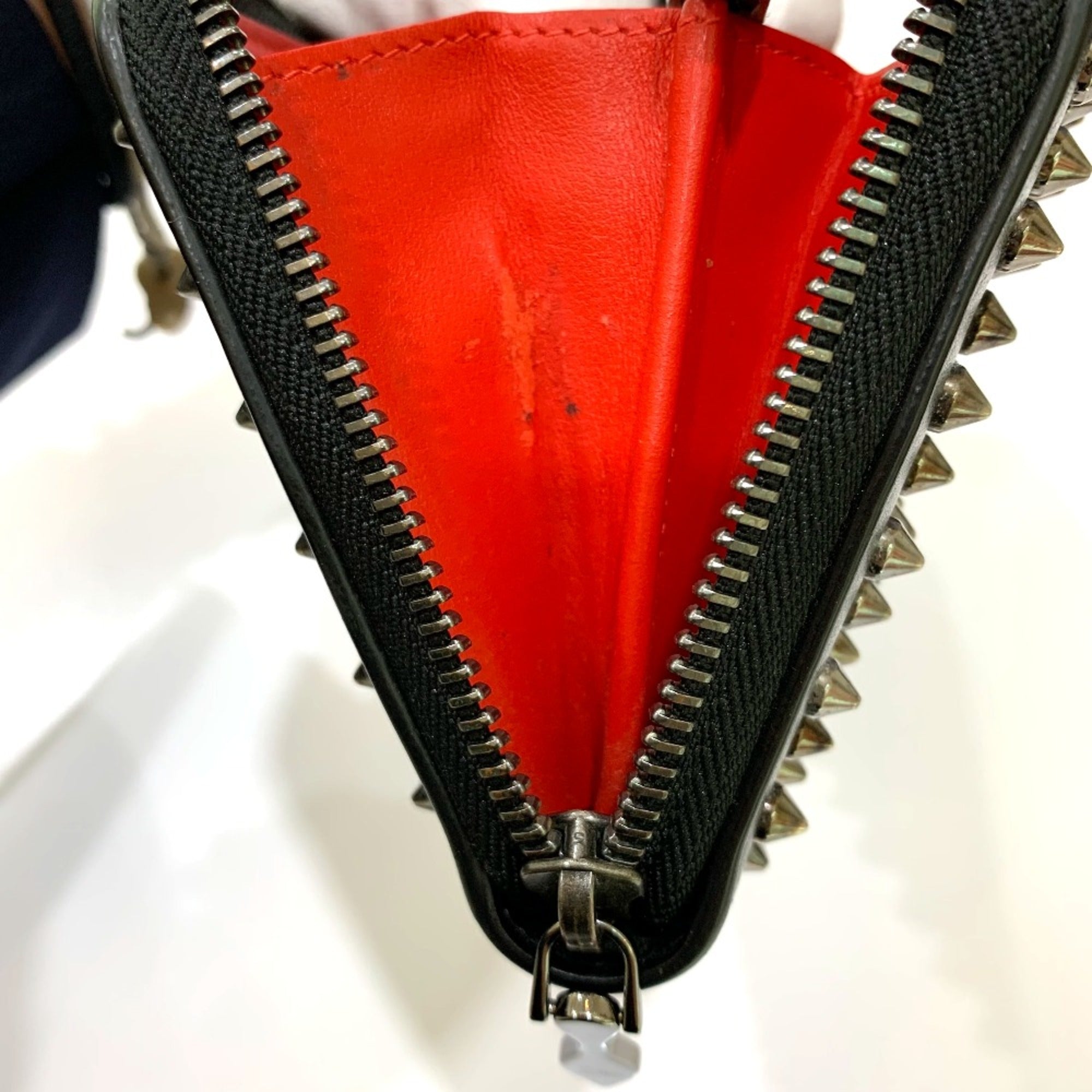 Christian Louboutin Black Leather Long Wallet (Bi-Fold) (Pre-Owned)