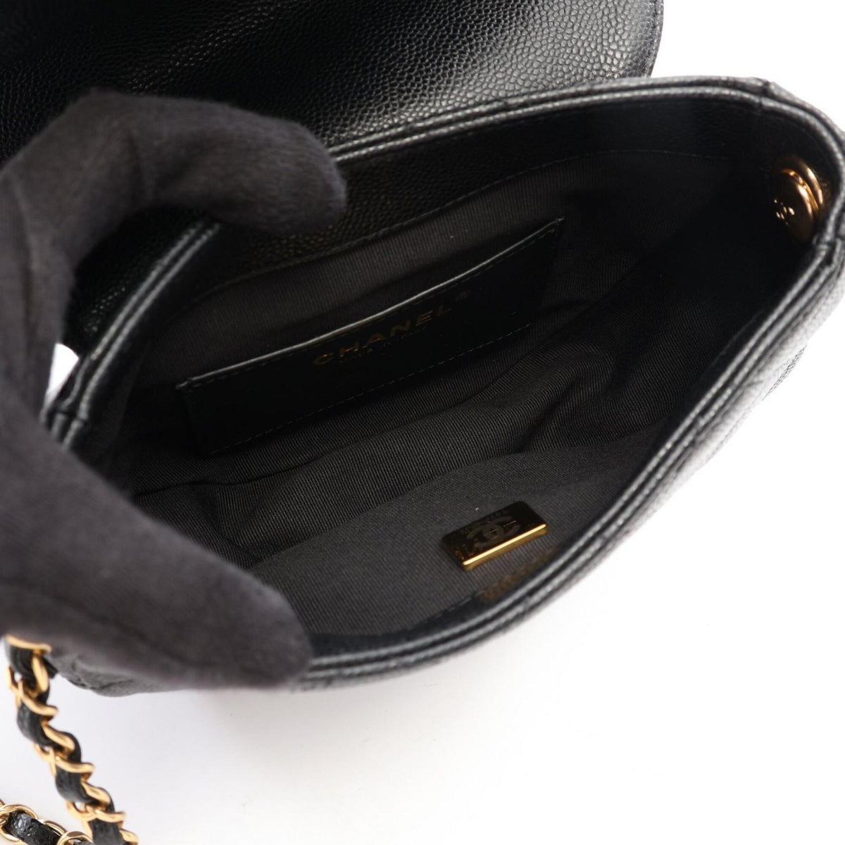 Chanel Black Grained Calfskin Handbag Shoulder Bag (Pre-Owned)