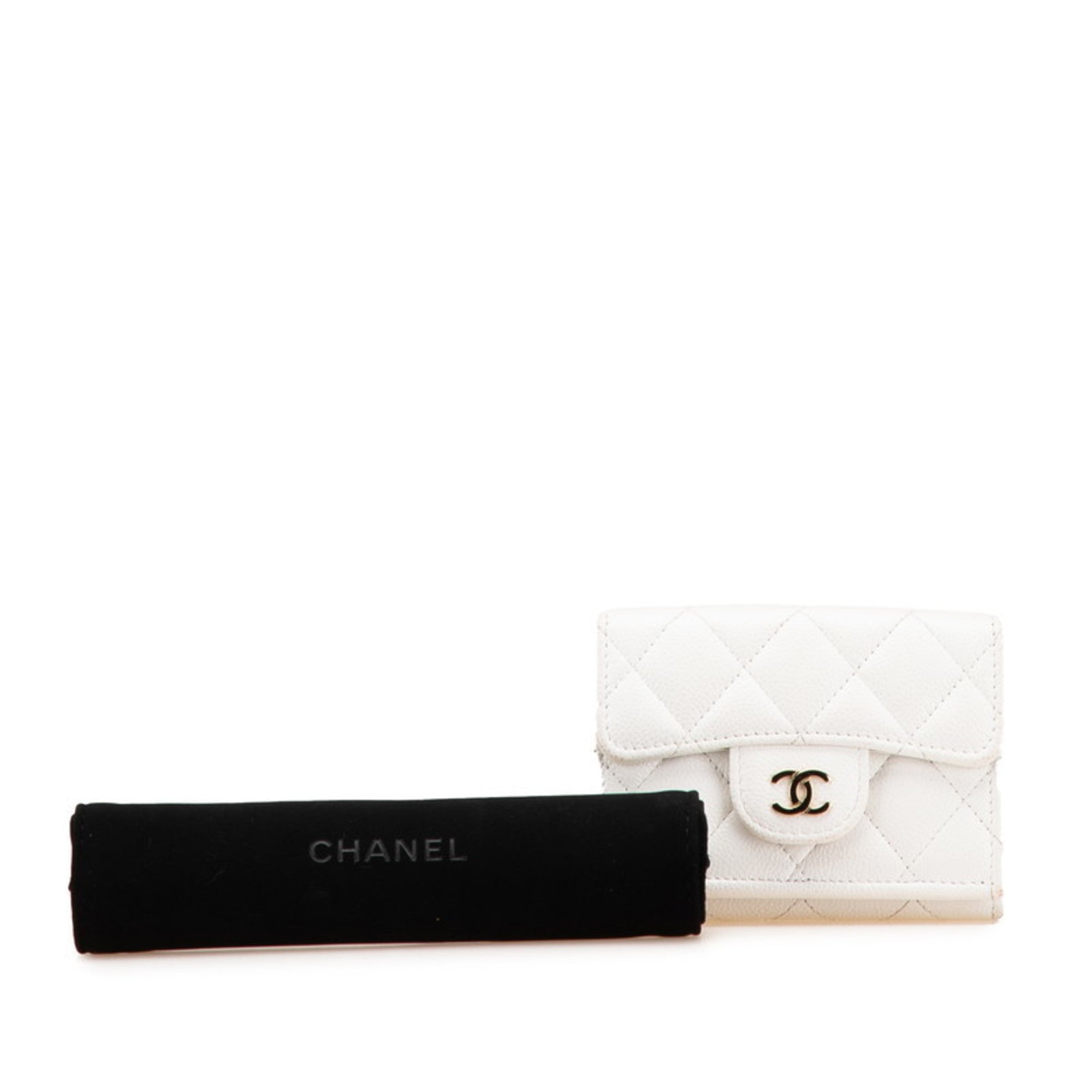 Chanel Matelasse White Grained Calfskin Wallet (Tri-Fold) (Pre-Owned)